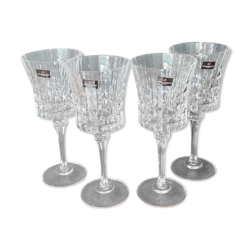 Ensemble 4 verres à vin en cristal