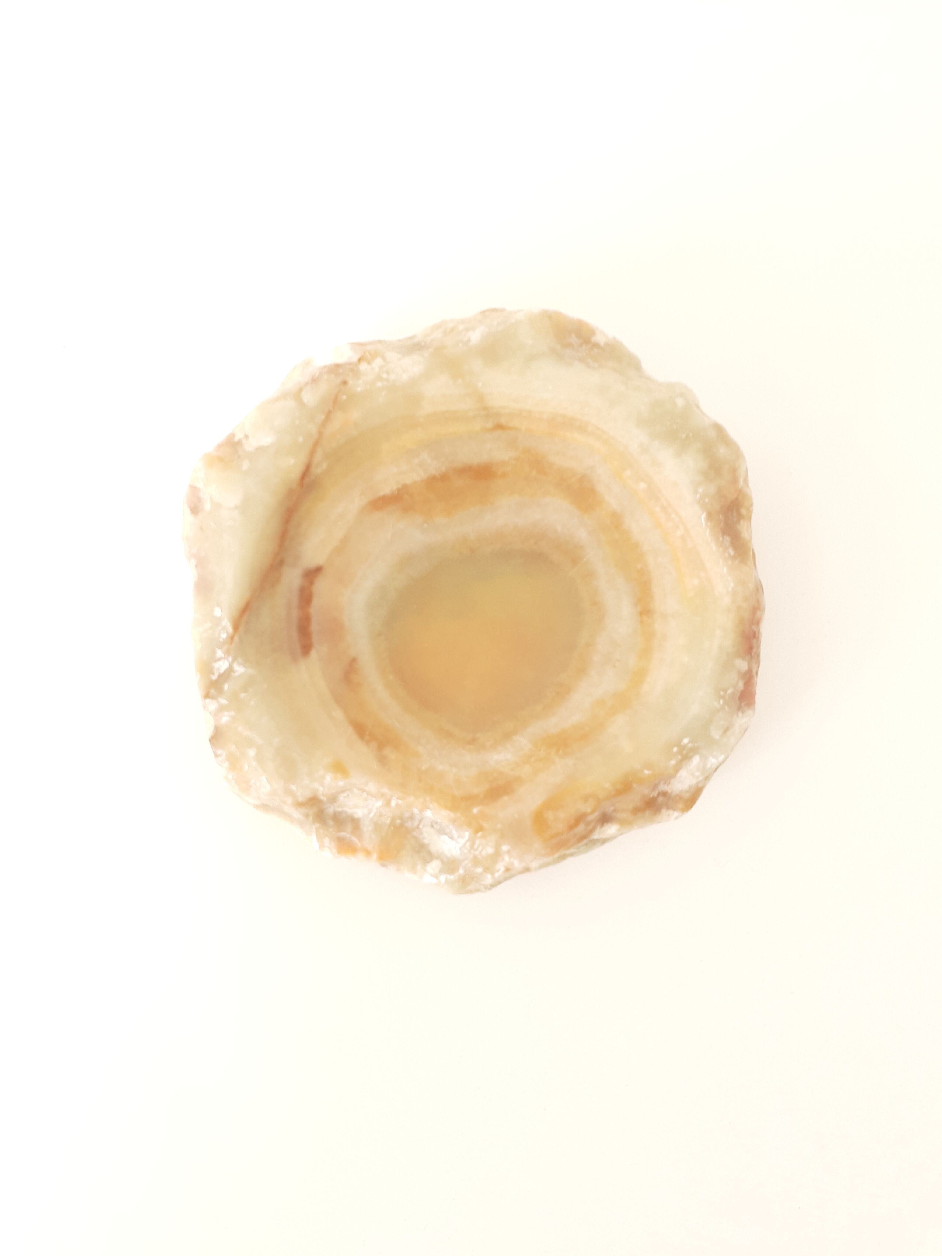 Ashtray in beige yellow veined marble from Mexico