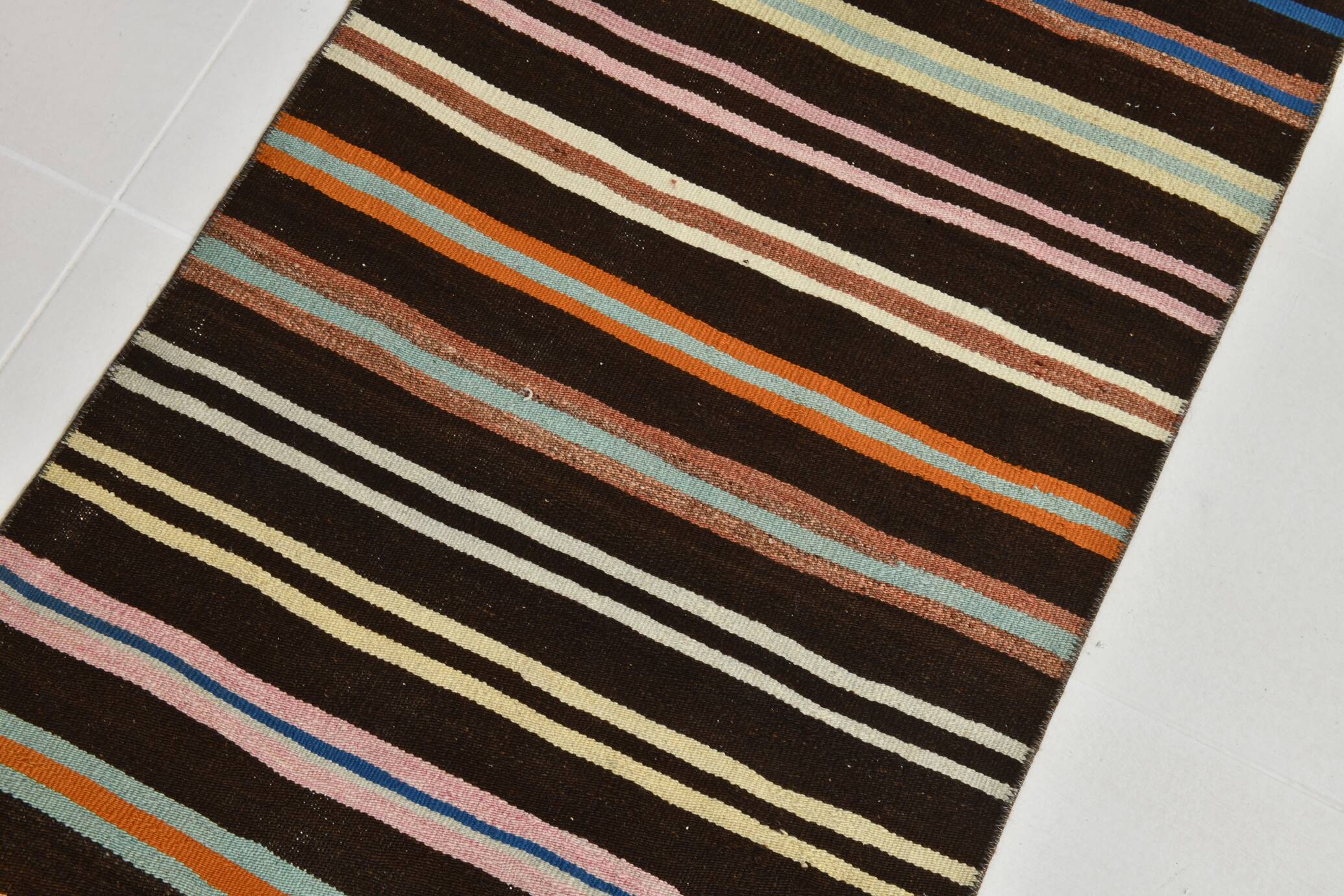 Tapis Kilim à rayures marron et beige