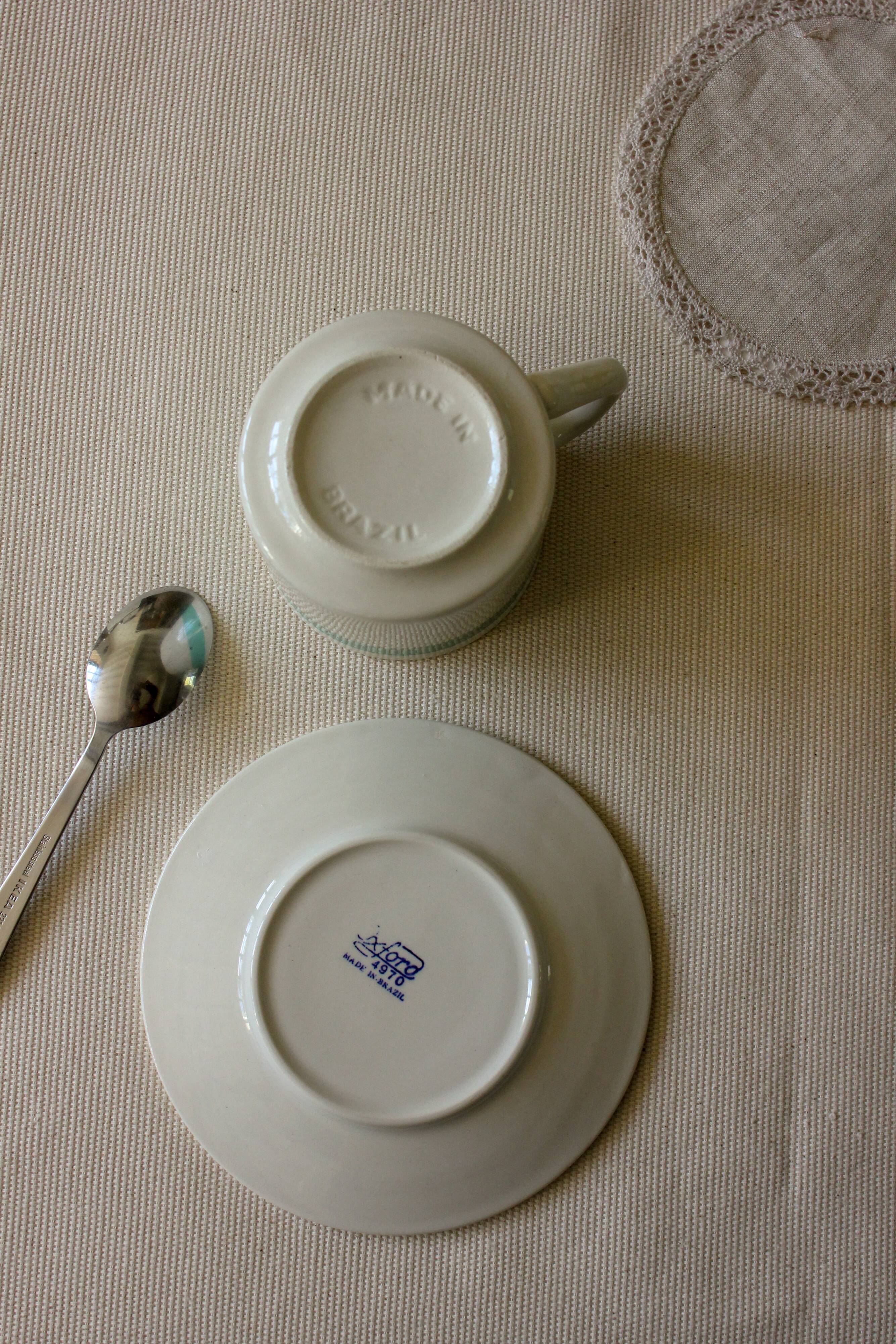 Coffee/tea set of 6 cups and assorted cups - Oxford Model 4979 Brazil