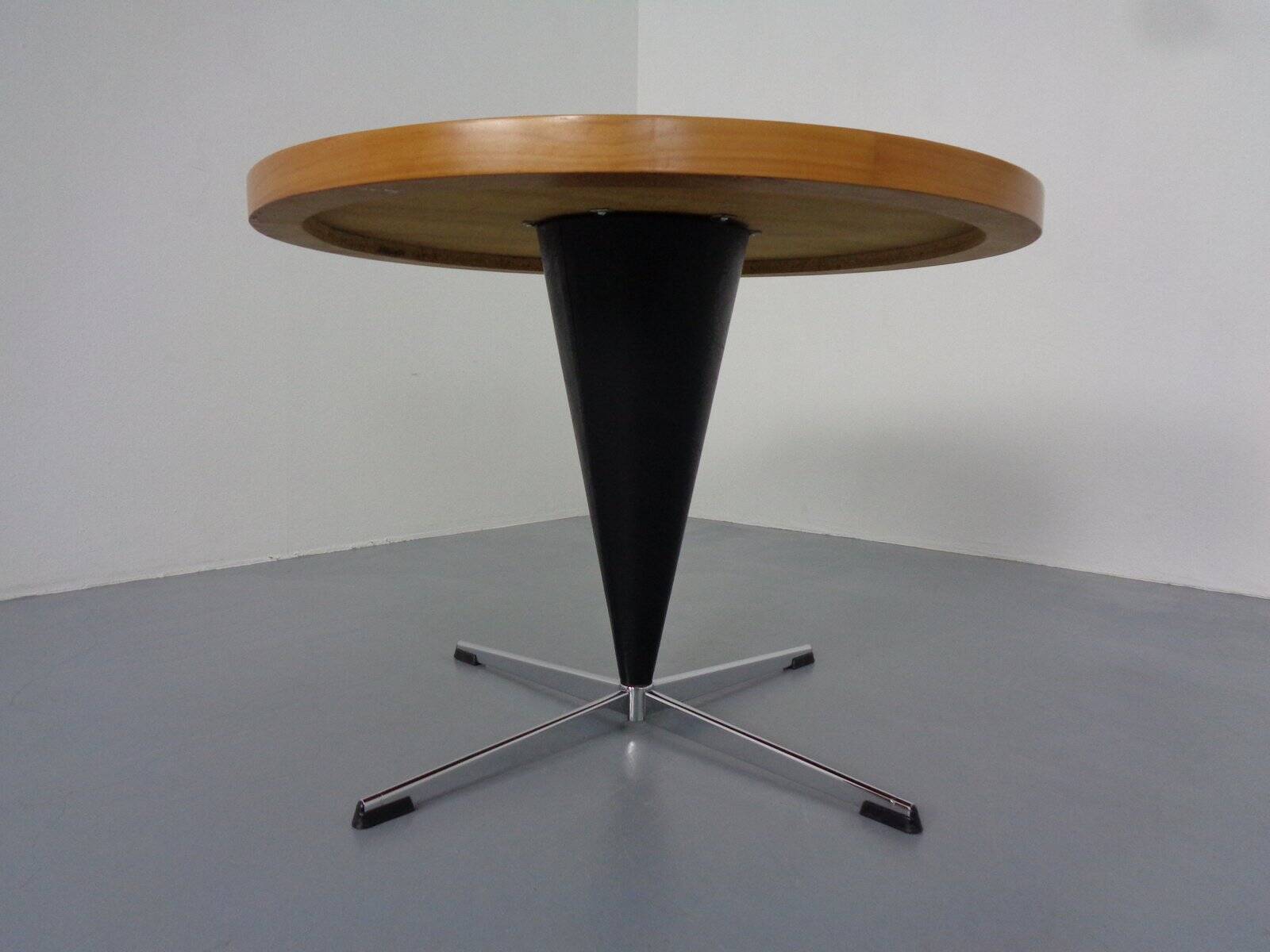 Early Cone Table by Verner Panton for Plus-Linje, 1950s
