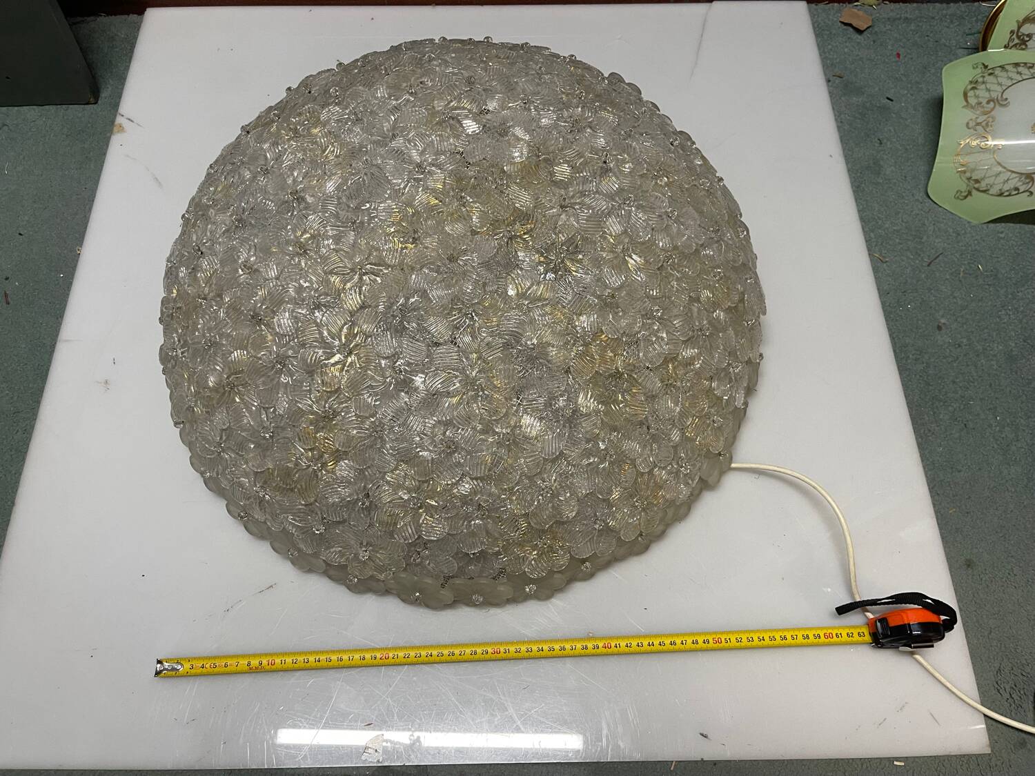 Plafonnier en verre de Murano en forme de fleur extra large par Archimede Seguso, années 1960.