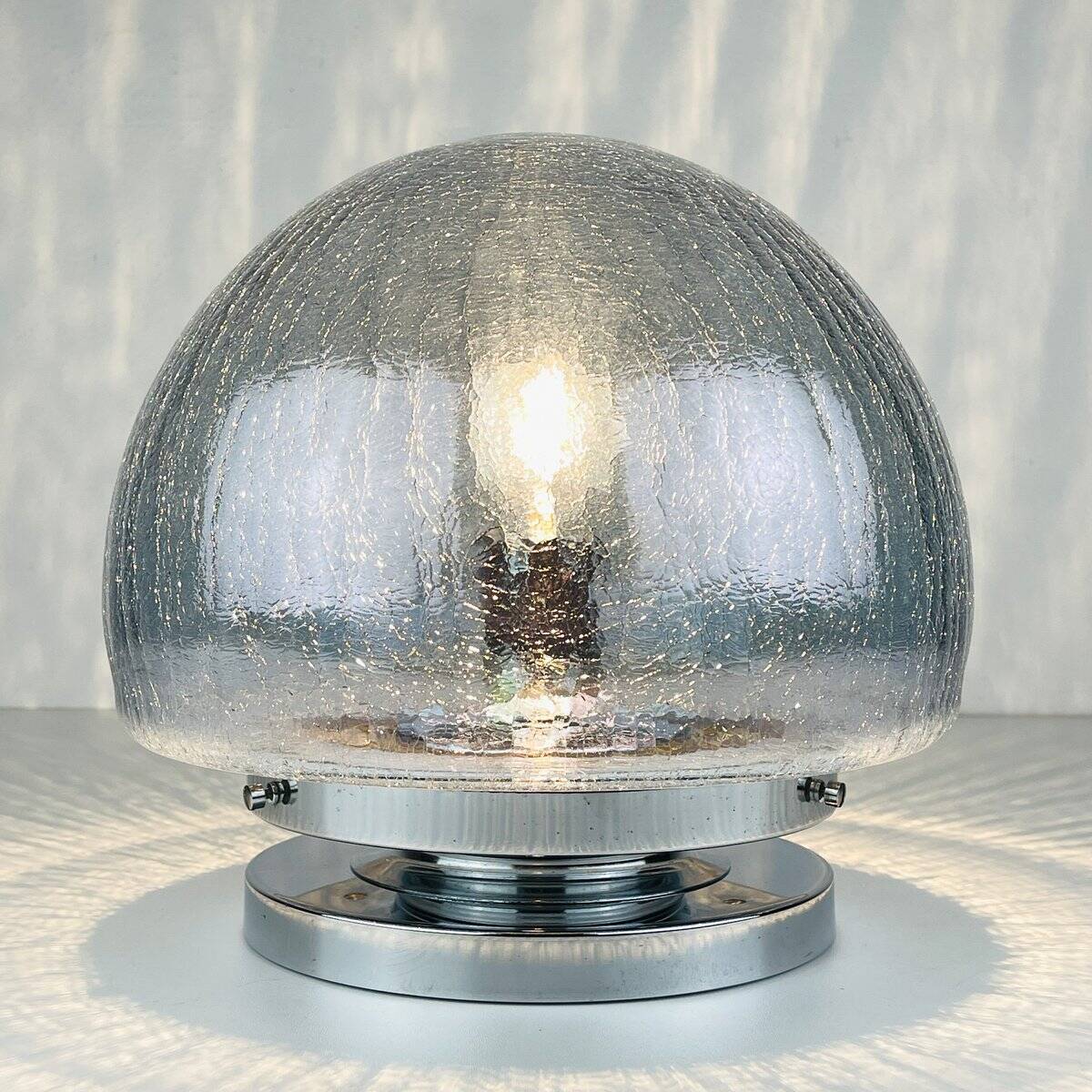 Lampe de table du milieu du siècle. Italie. Années 1970