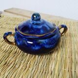 Porcelain pot faience