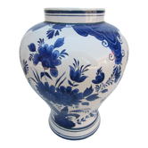 Vase en céramique faïence, décor floral bleu sur fond blanc