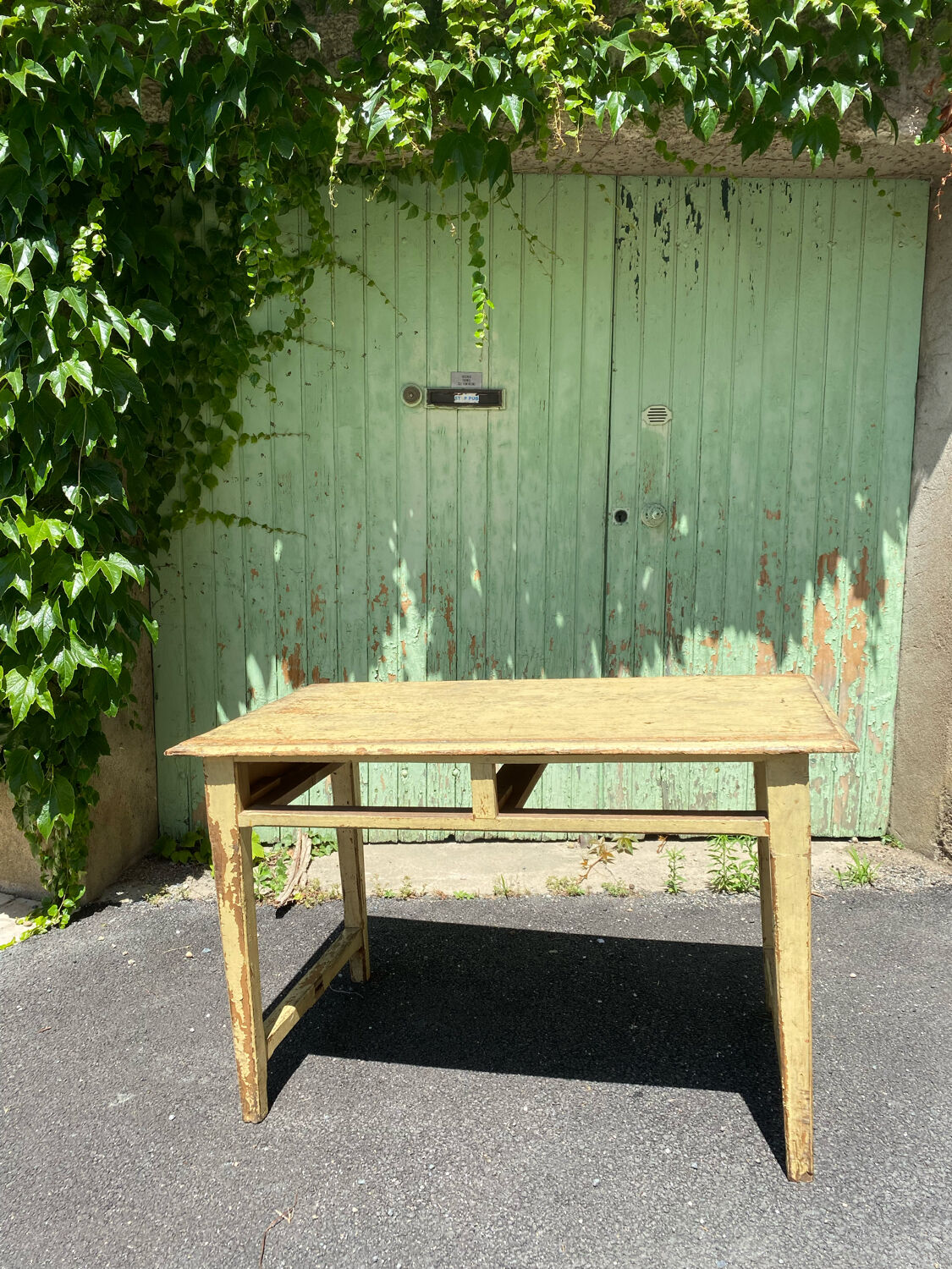 Small farmhouse table