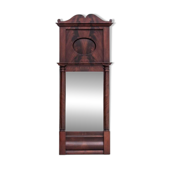 Antique mirror from around 1850. After renovation