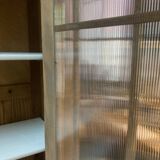 Armoire vitrée
