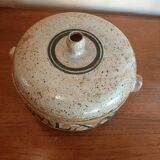 Stoneware tureen and/or vegetable bowl