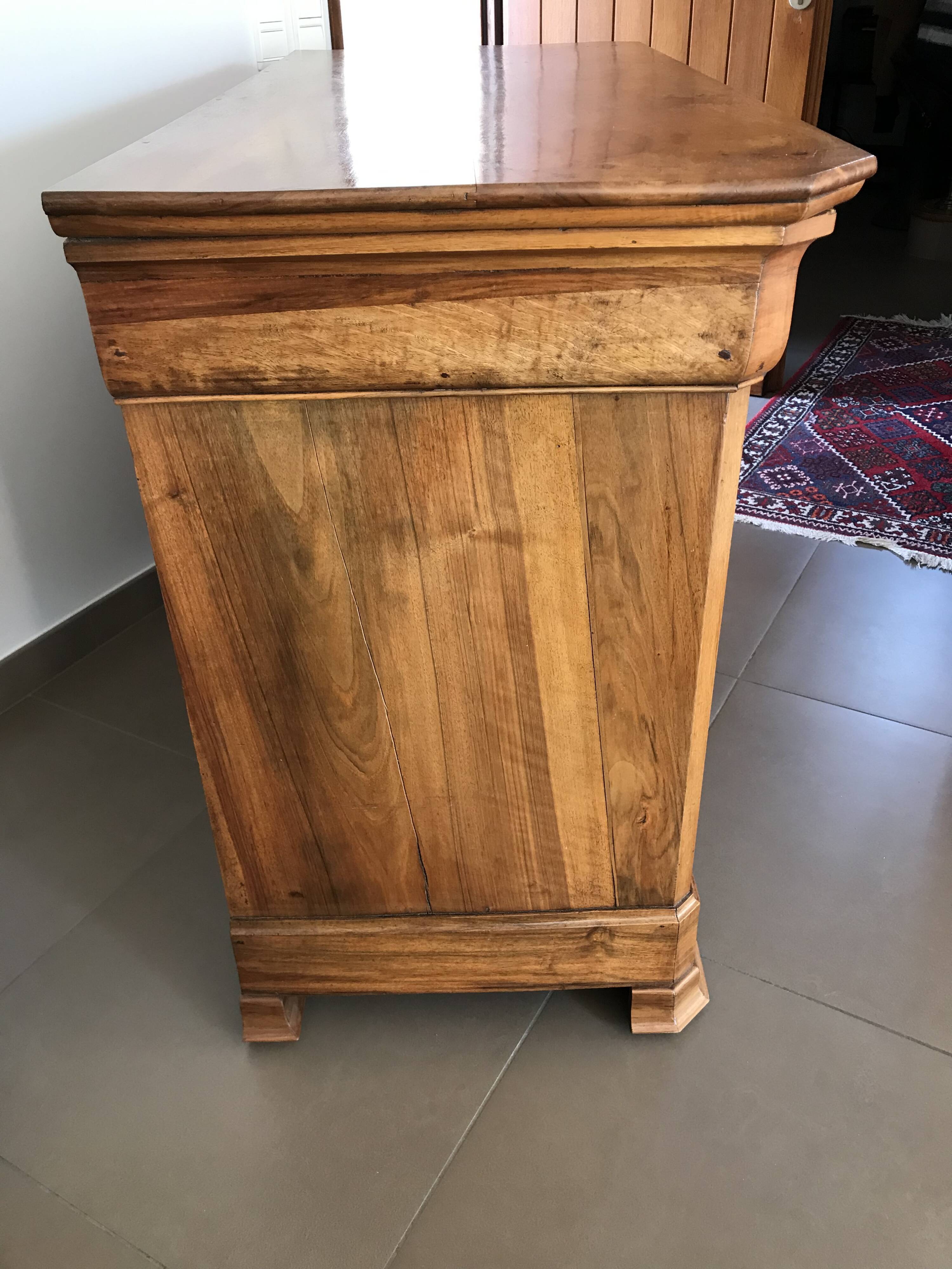 Commode louis philippe en noyer