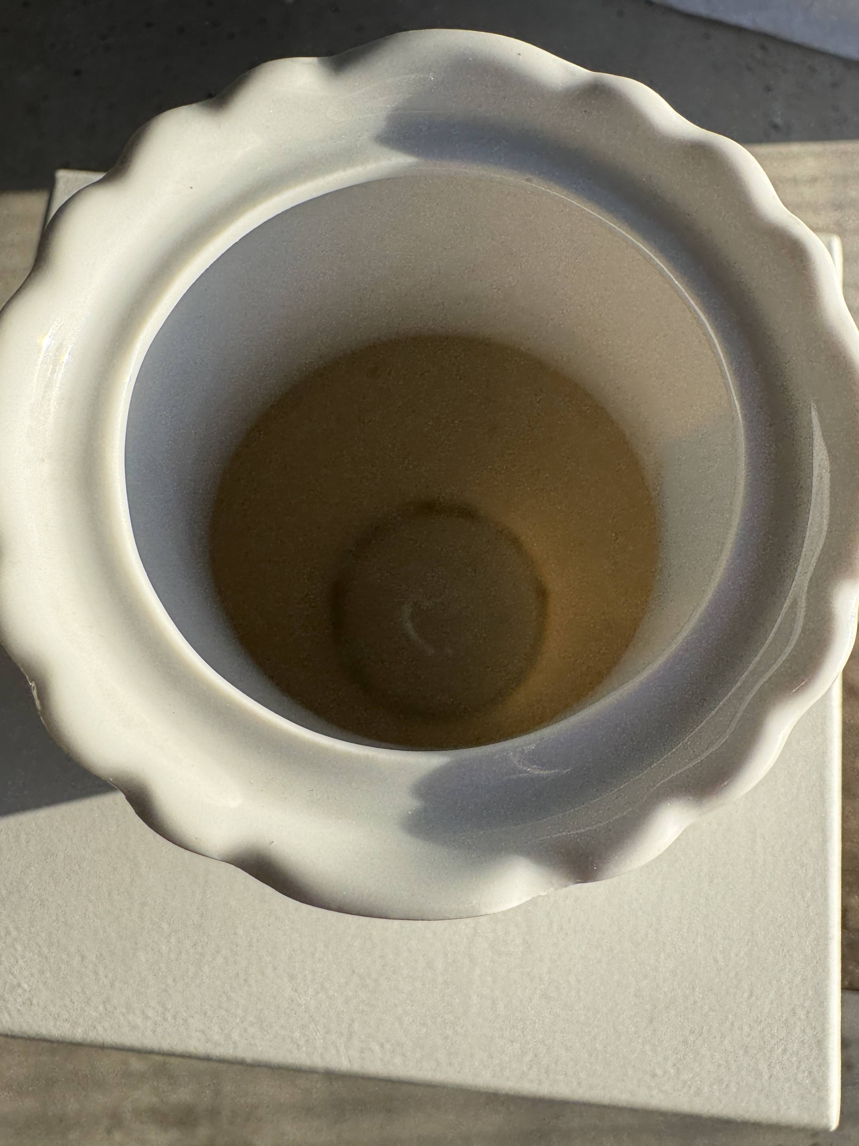 White Bavarian porcelain teapot H27