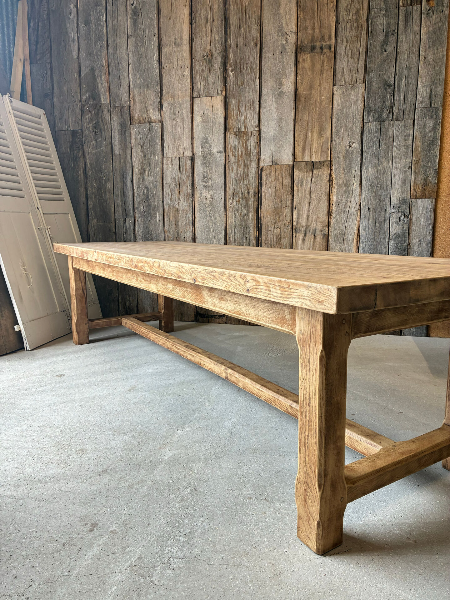 XXL farmhouse table in solid oak