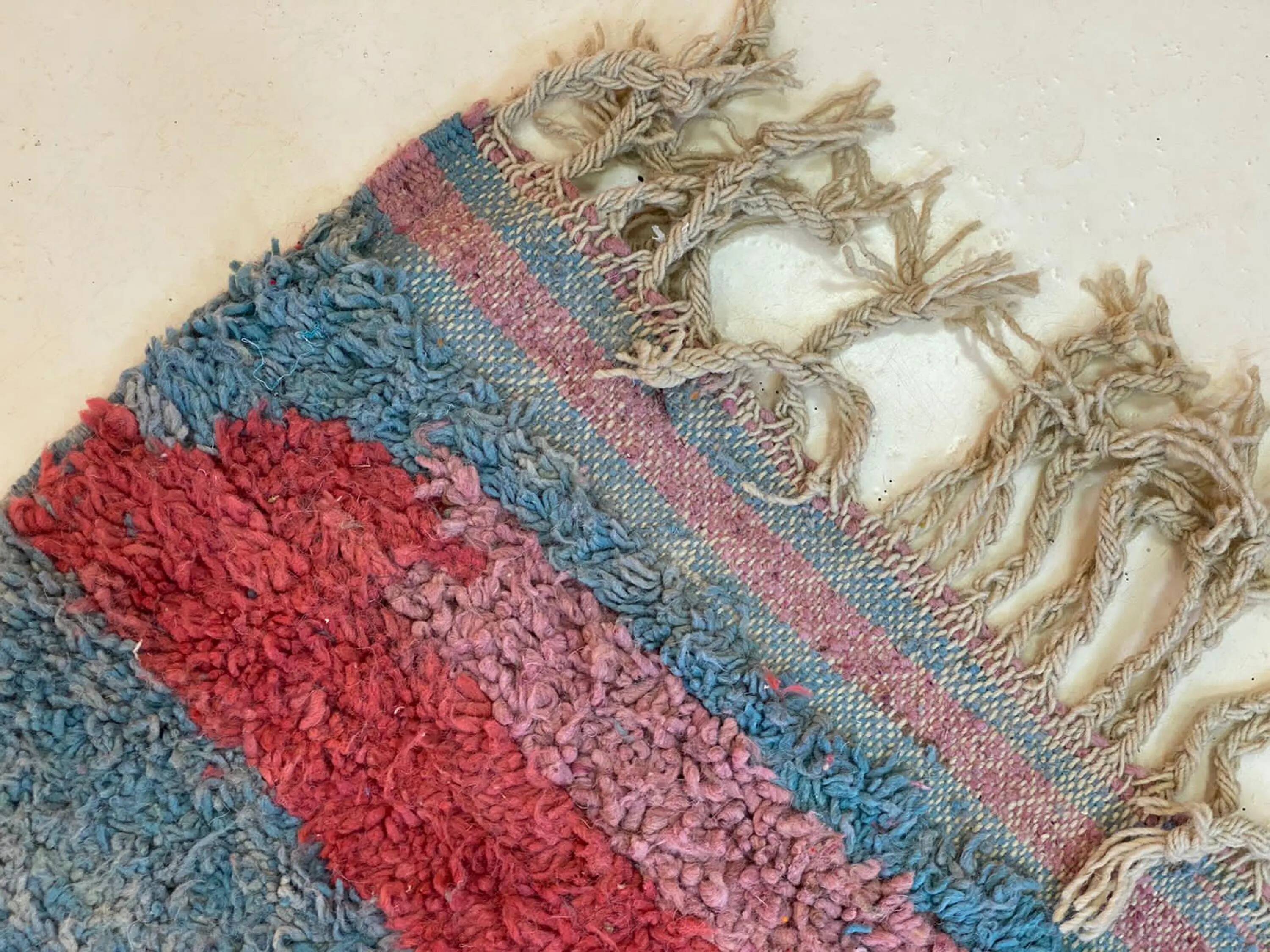 Traditional handmade carpet 250cm x 150cm Moroccan