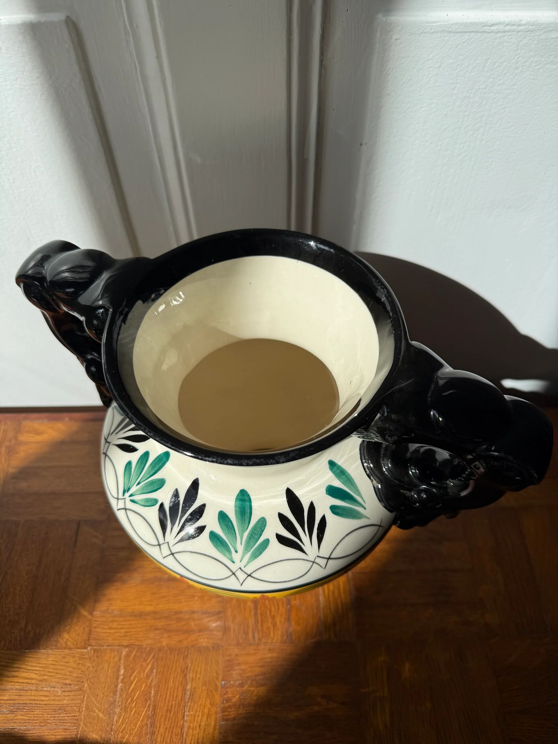 Quimper vase in ceramic – hand-painted decoration