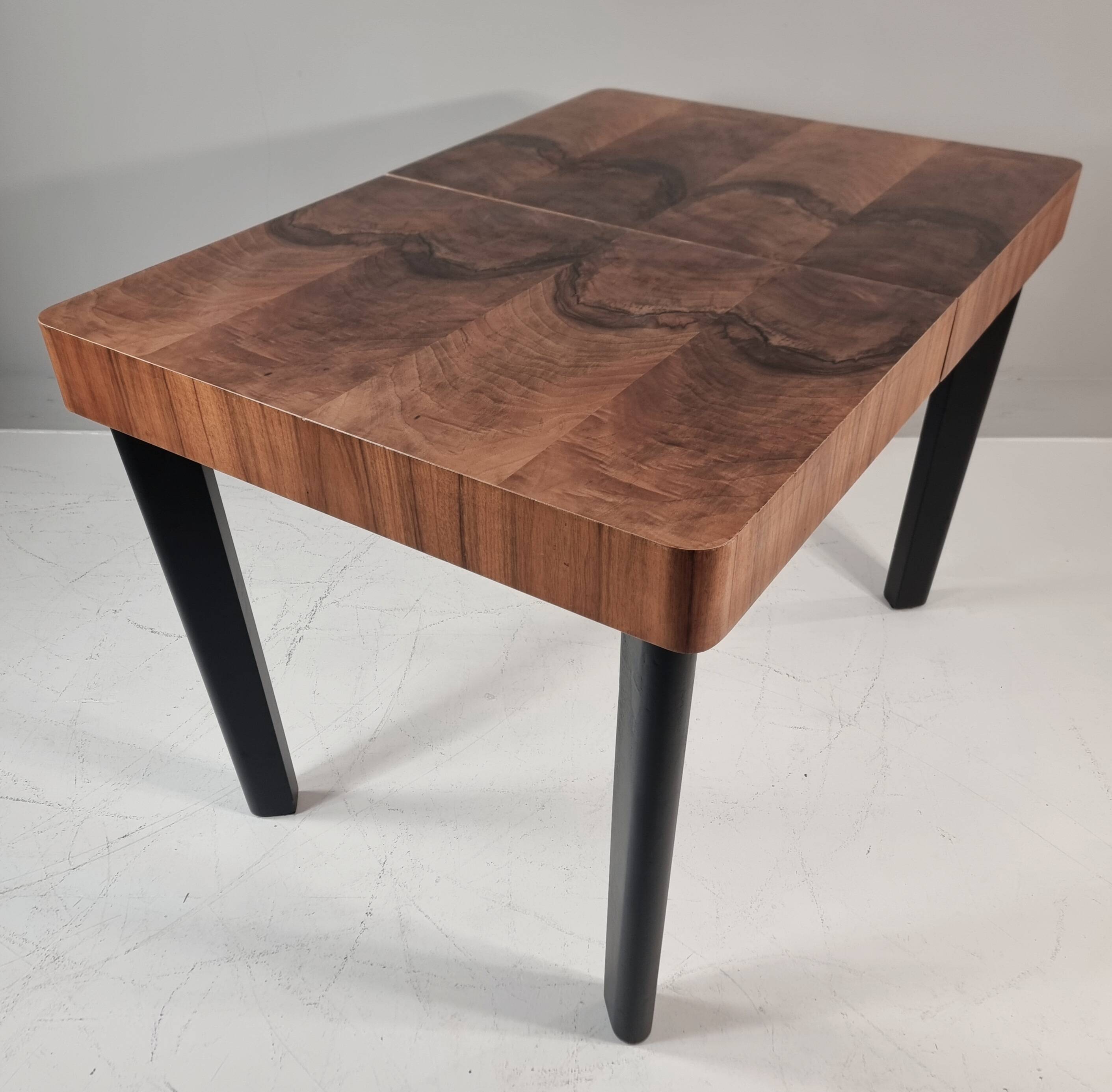 Art Deco dining table in walnut, 1960s