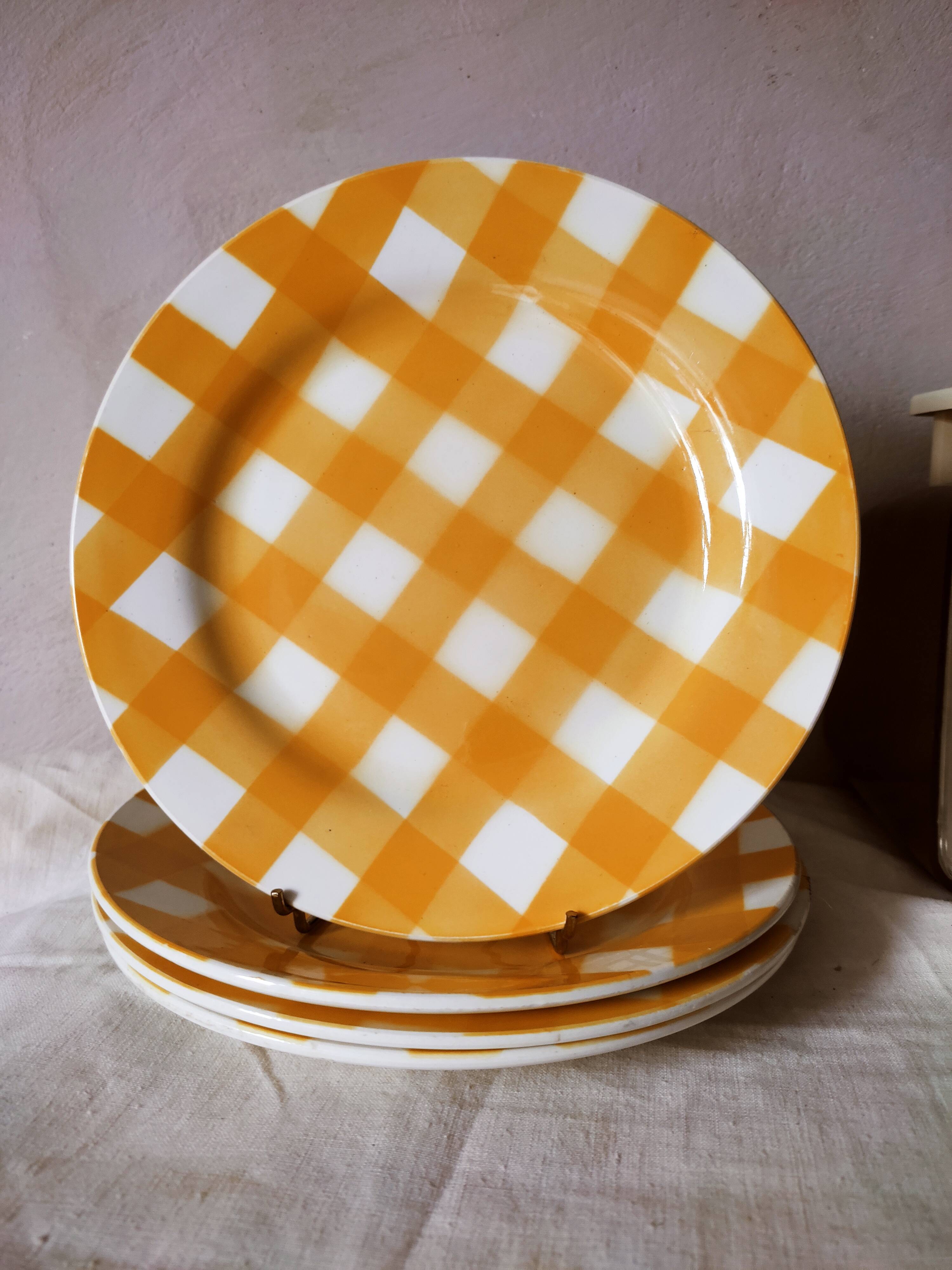 4 Digoin checkered plates