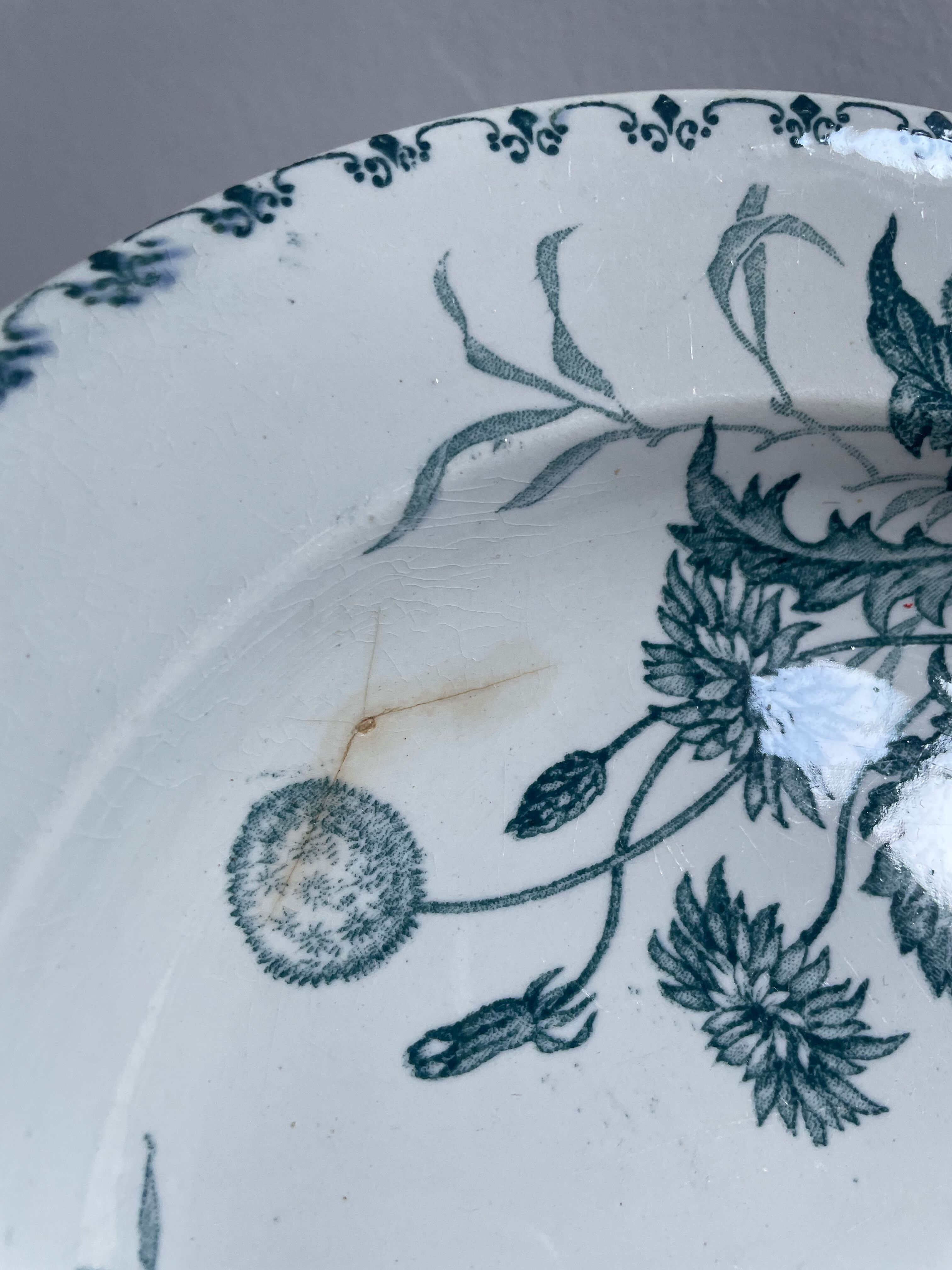 Set of 10 hollow plates Terre de Fer XIXth, model Madrid