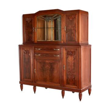 Buffet époque Art Déco en noyer sculpté