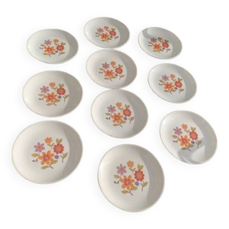 10 small plates, orange flower model, Moulin des loups, Nord, Orchies, made in France, 1970