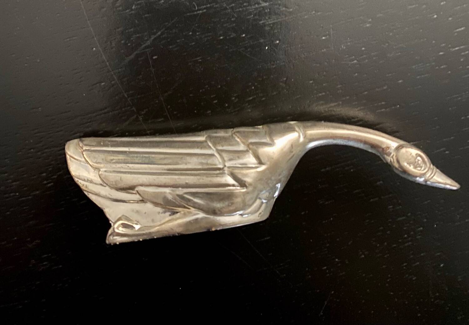 6 different animal knife holders, made of metal