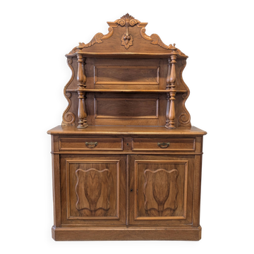 Saint Hubert buffet from the late 19th century in walnut.