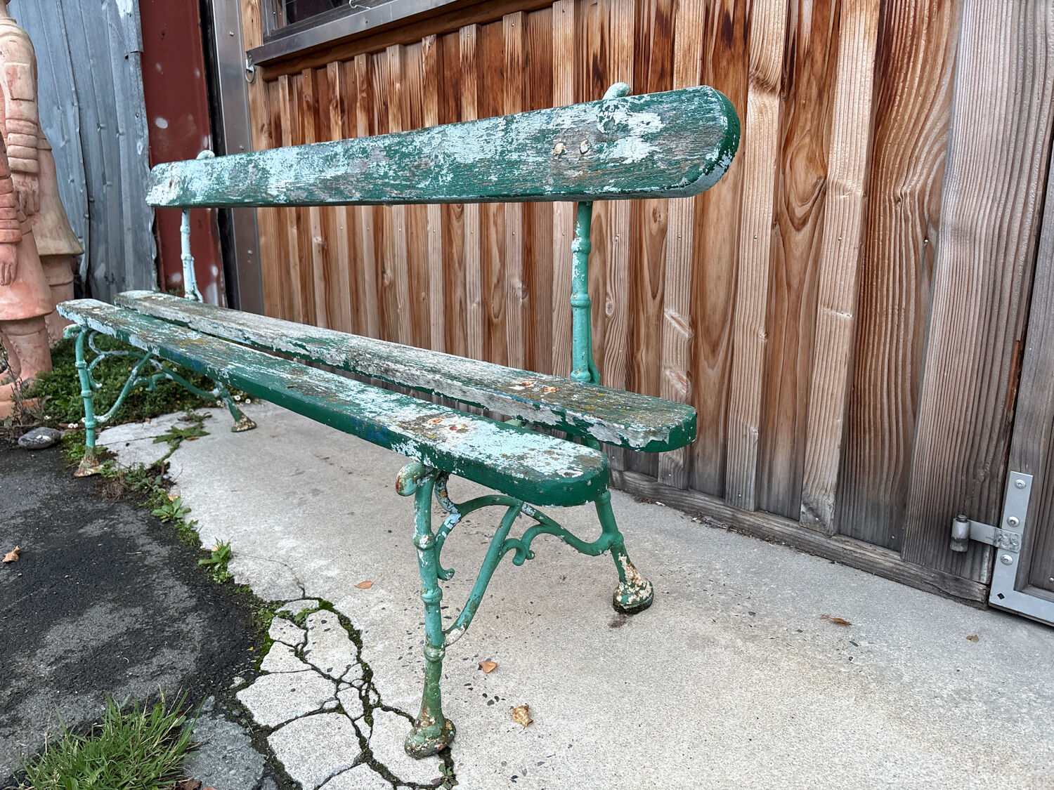 Old wooden and cast iron garden bench 2 m long – original patina