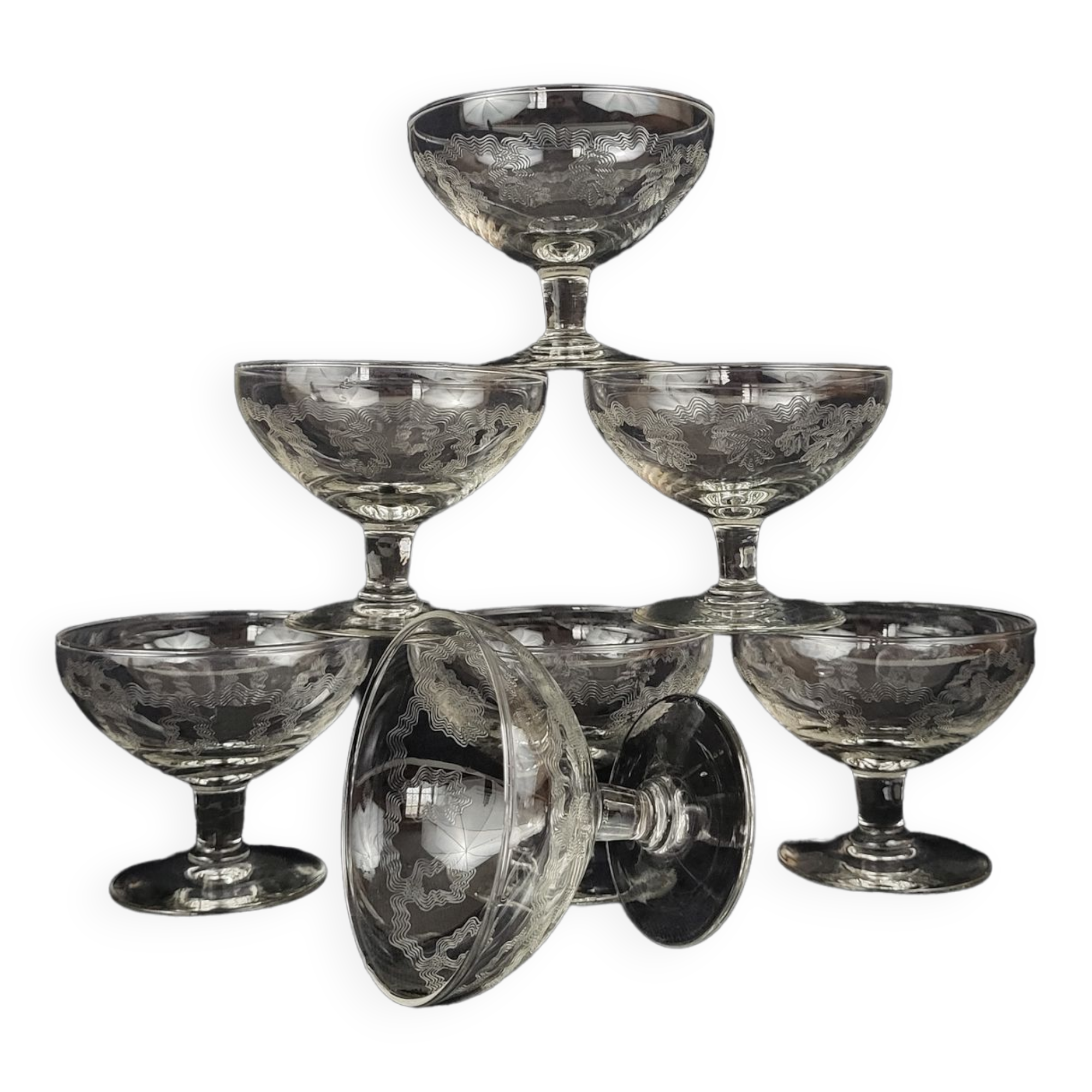 Set of 7 crystal champagne glasses