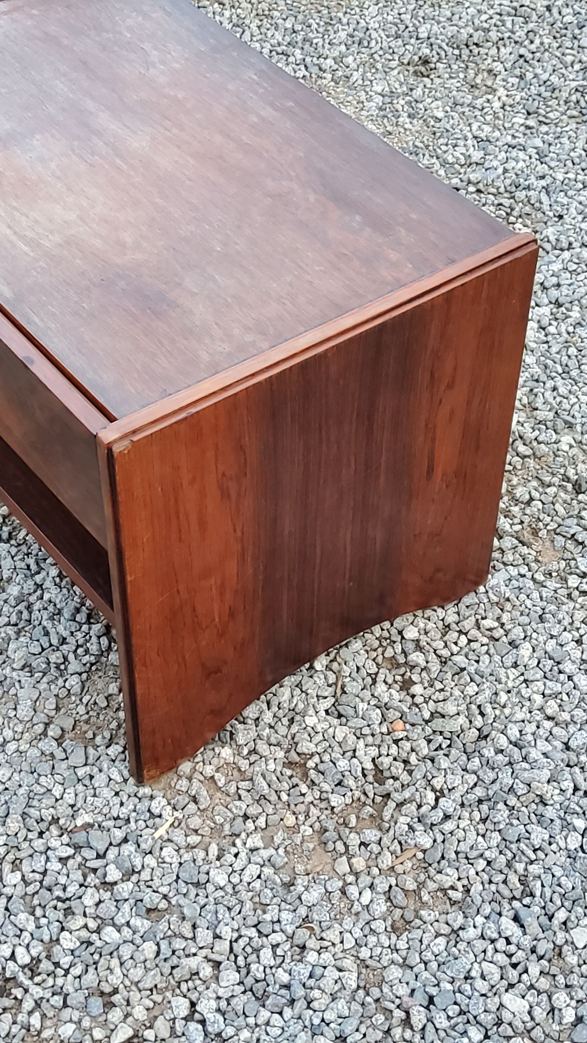Pair of modernist art deco rosewood bedside tables from the 30s