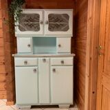 Compass feet sideboard