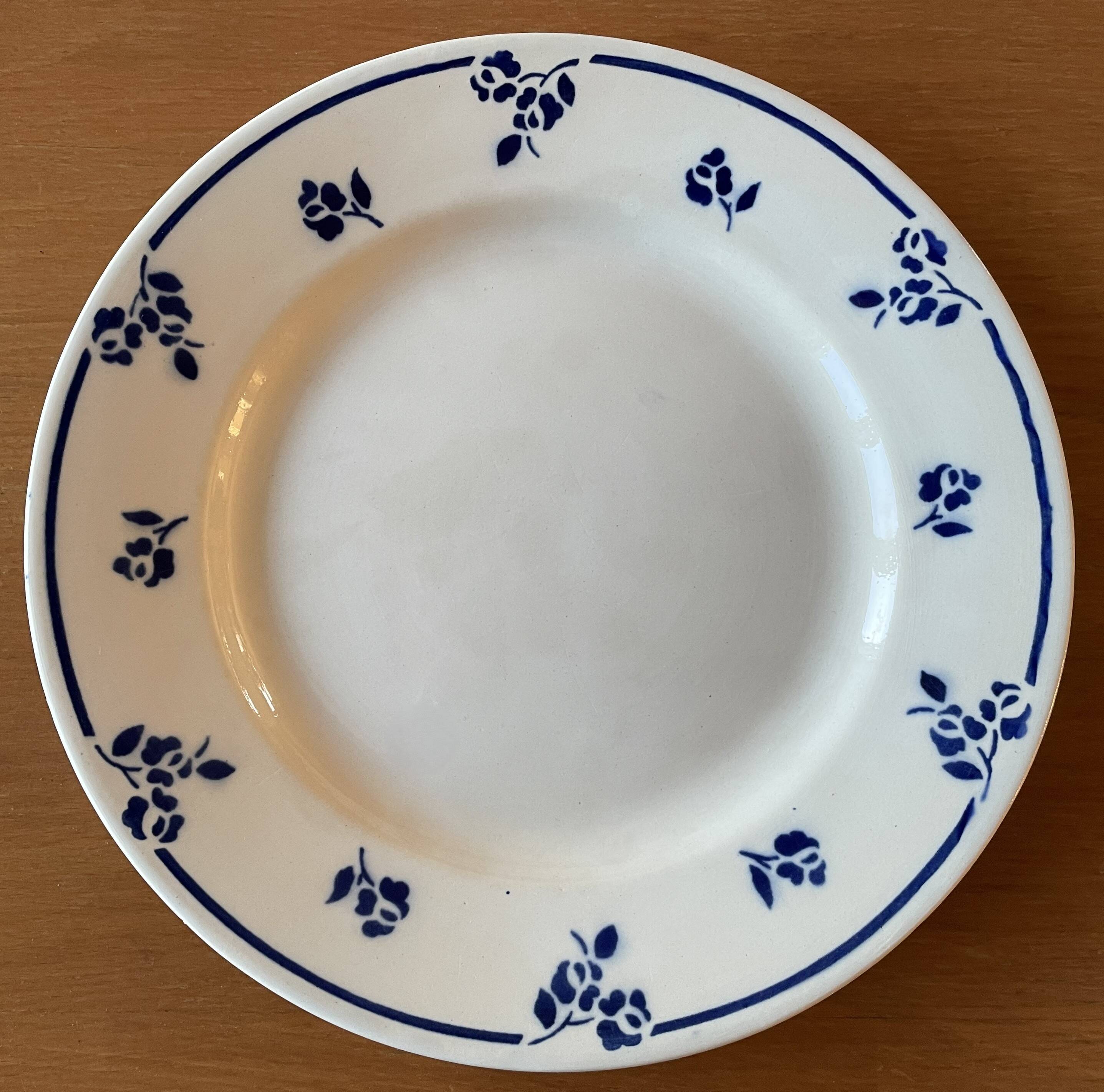 6 antique flat plates in Sarreguemines earthenware