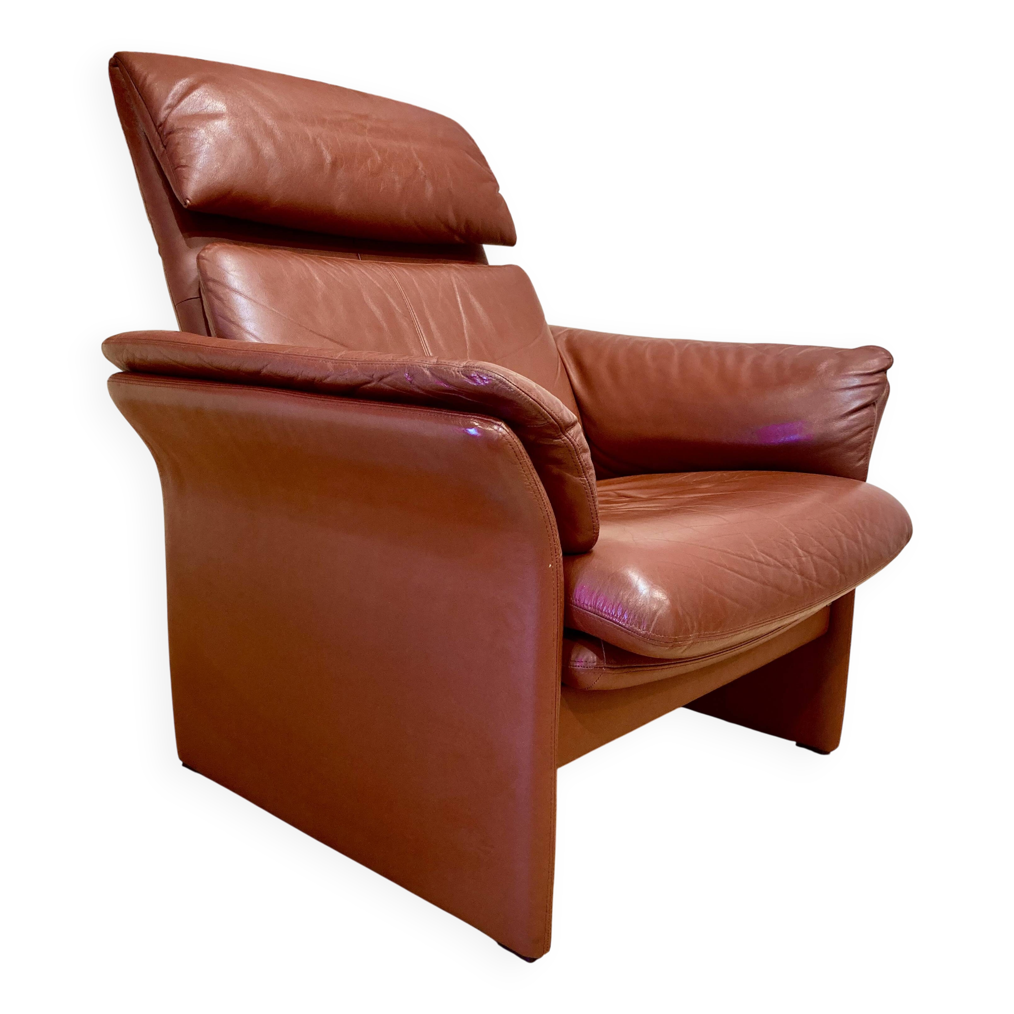 Fauteuil design cuir ajustable et modulable.