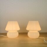 Paire de lampes champignon opaline blanches