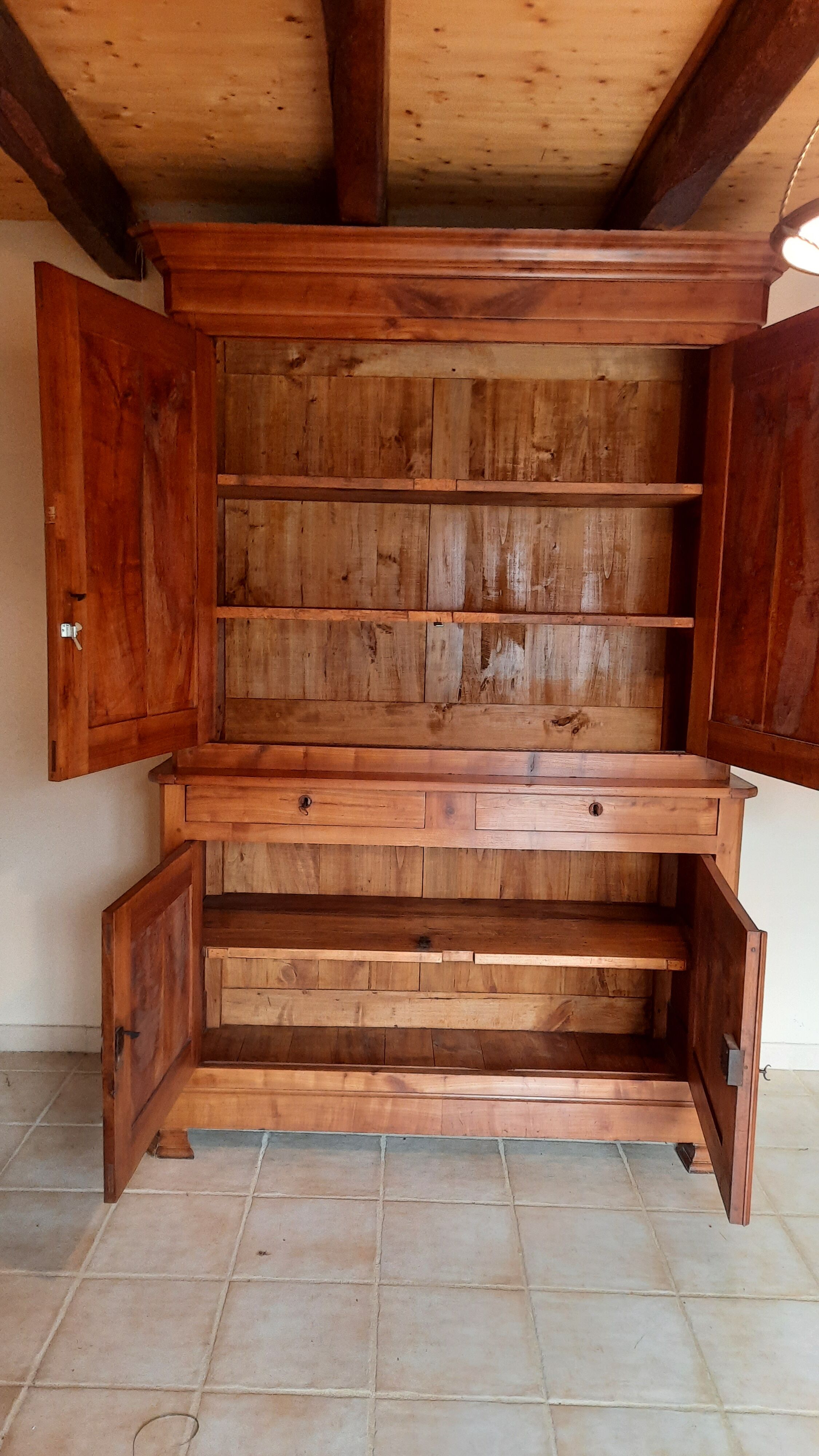 Buffet 2 body Louis Philippe