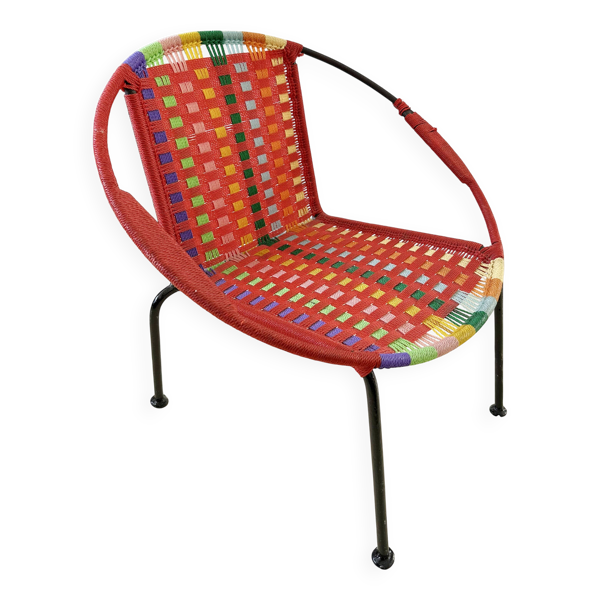 Fauteuil enfant vintage en métal et fil tressé multicolore du Togo