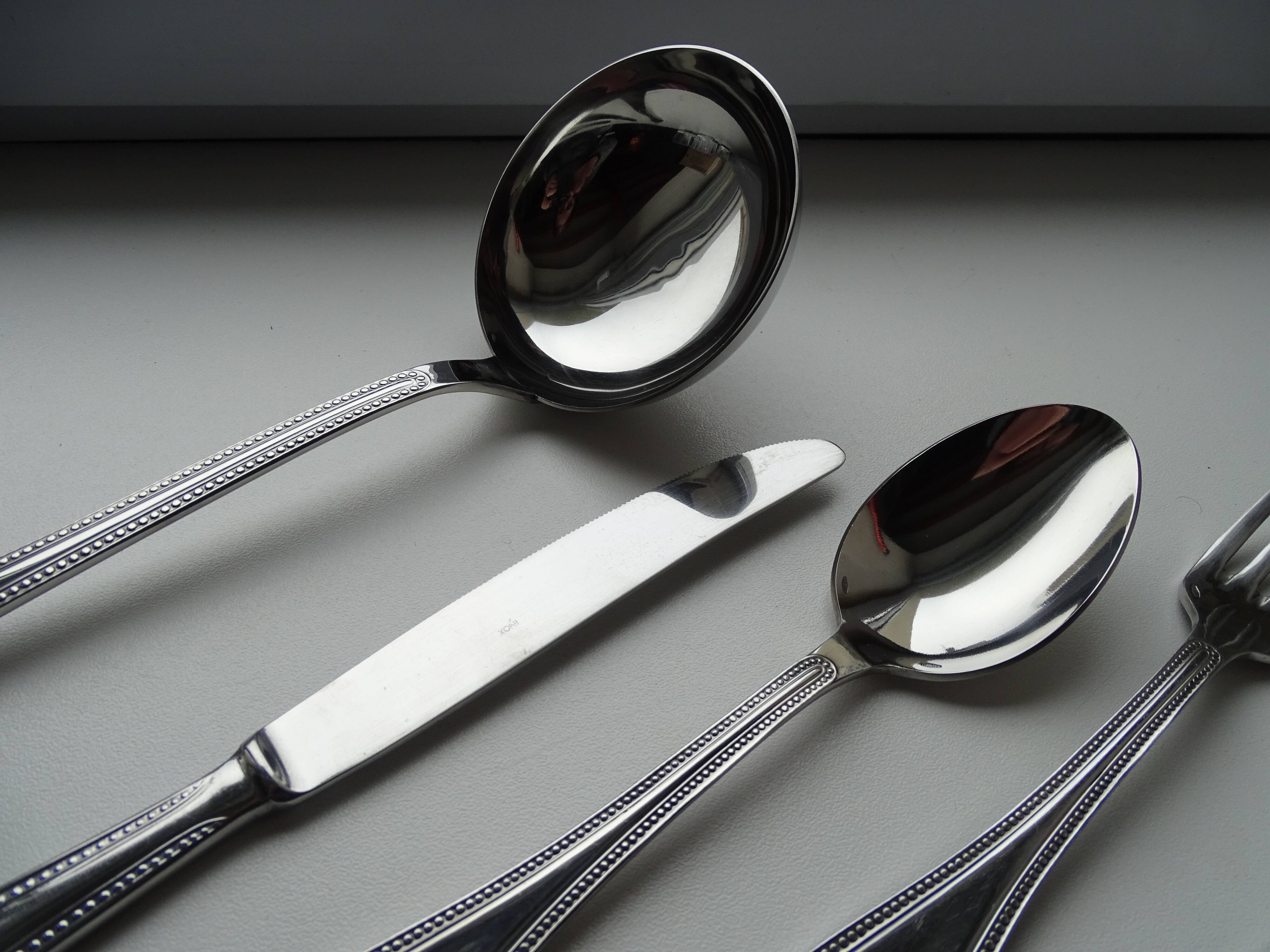 Former housewife 49 pieces Novargent stainless art deco style 12 people