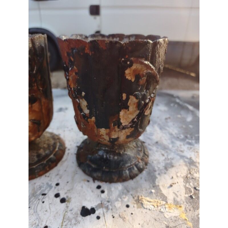 Pair of cast iron vases from 1900 in Charleville-Mézières