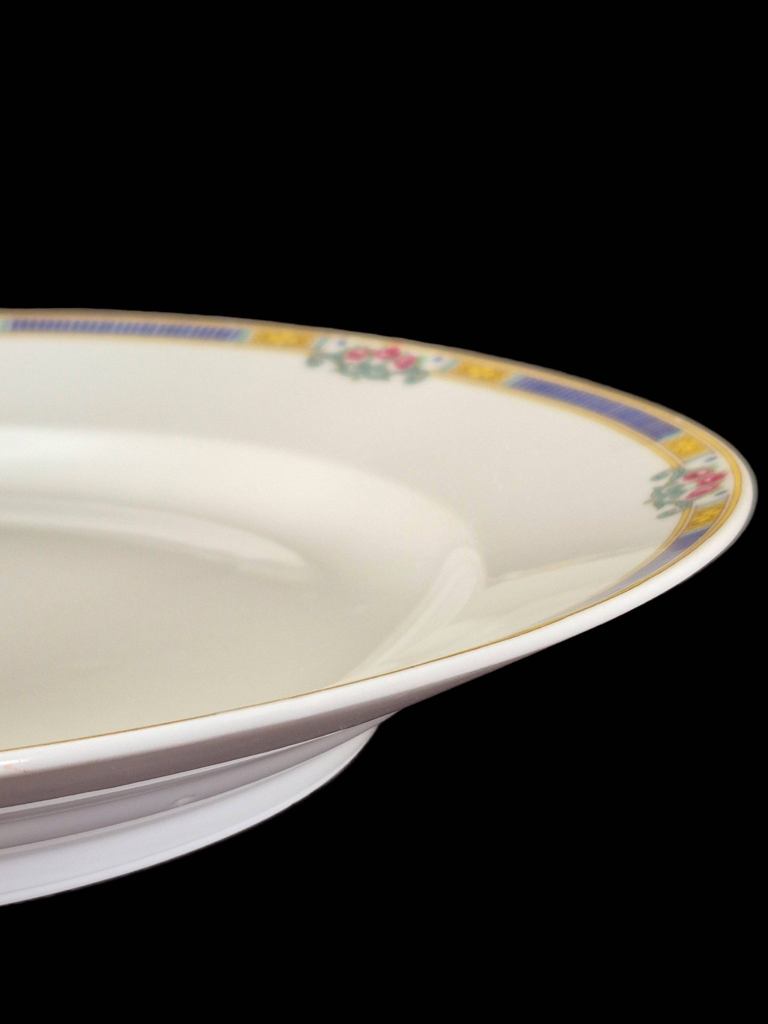 Large round serving dish, semi-deep, Bernardaud Limoges – Art Deco – A718