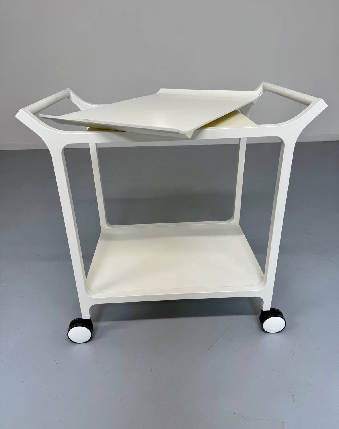 Scandinavian trolley on wheels design Claesson Koivisto Rune Swedese year 90