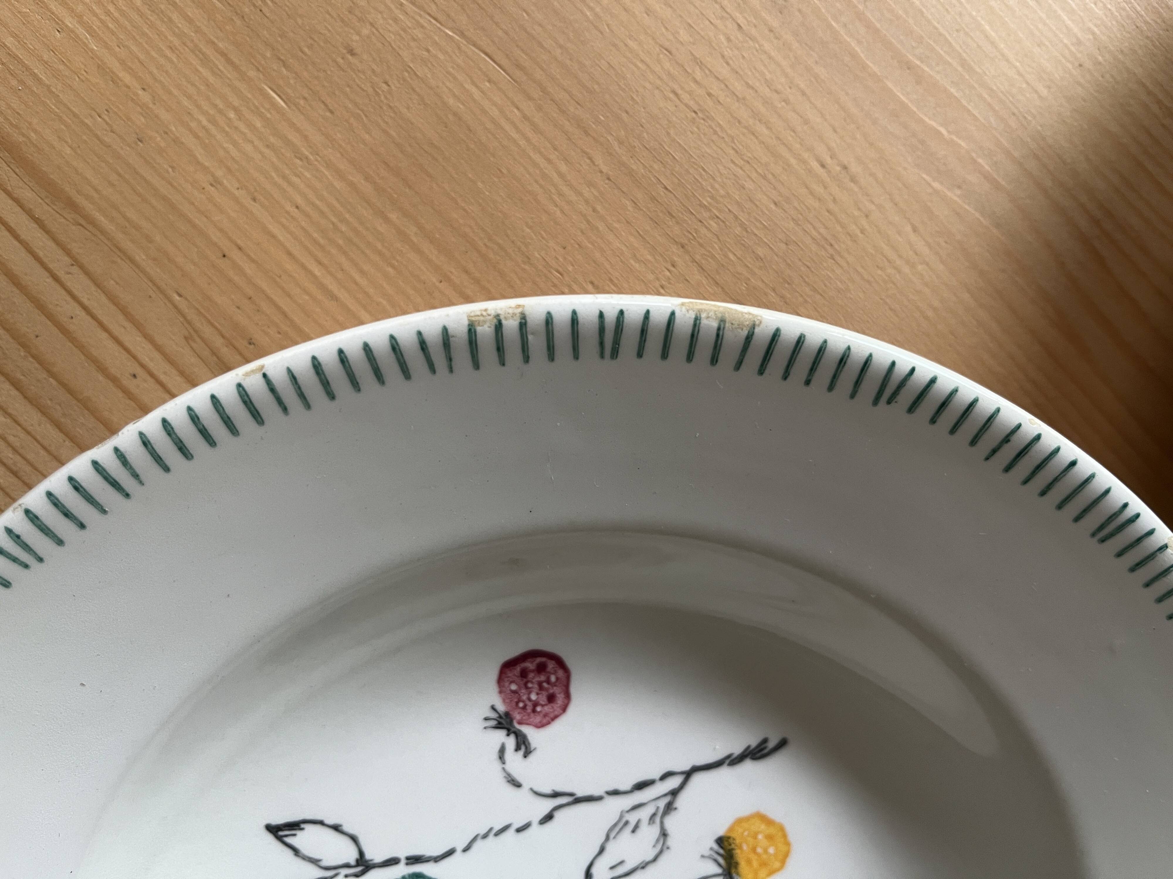 6 vintage ceramic deep plates