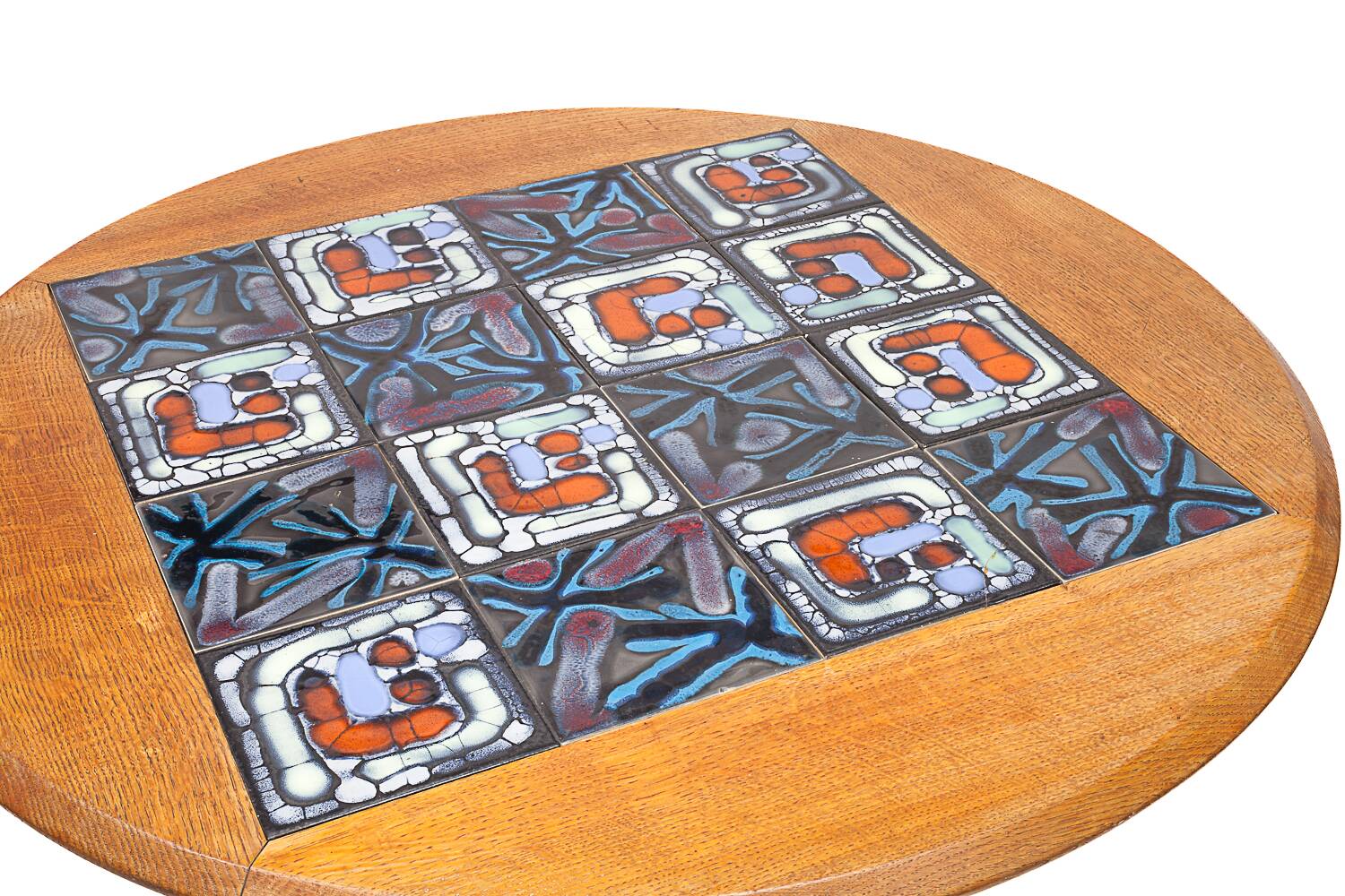 Monte-Baisse round table by Guillerme and Chambron