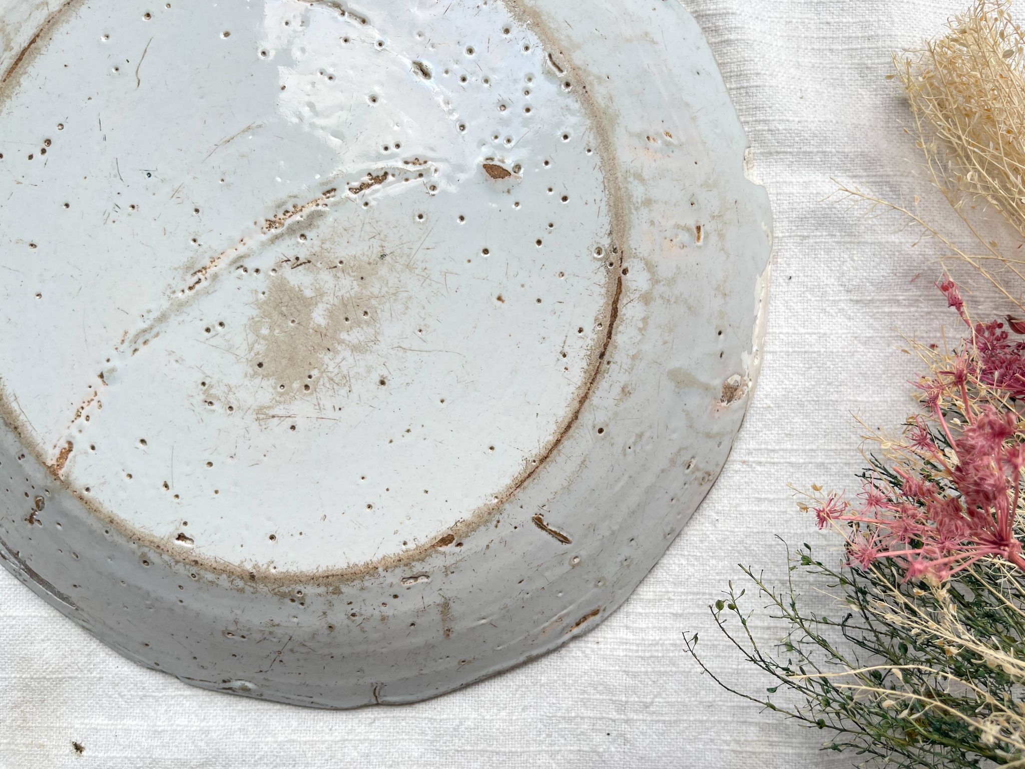 Ancienne Assiette Faïence Française XVIIIème NEVERS motif fleuri