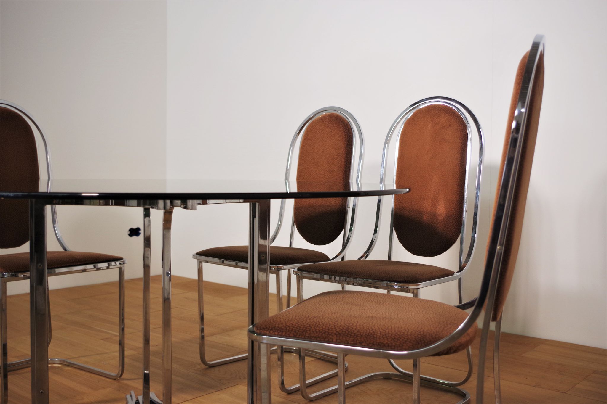 Dining room table and 6 chairs by Alessandro Alpizzi, 1970s, Set of 7