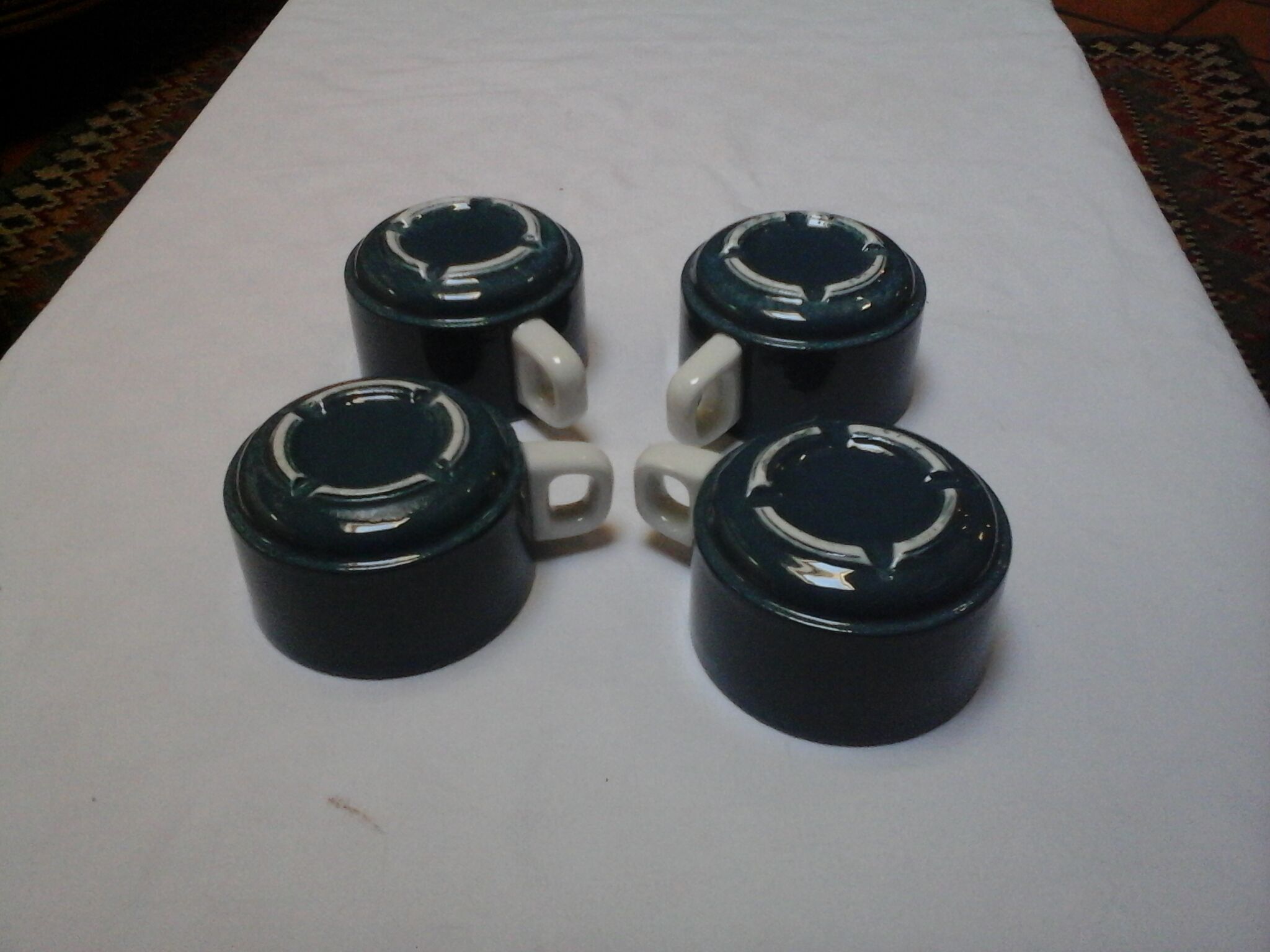 4 tasses bistrot bleu nuit et blanches