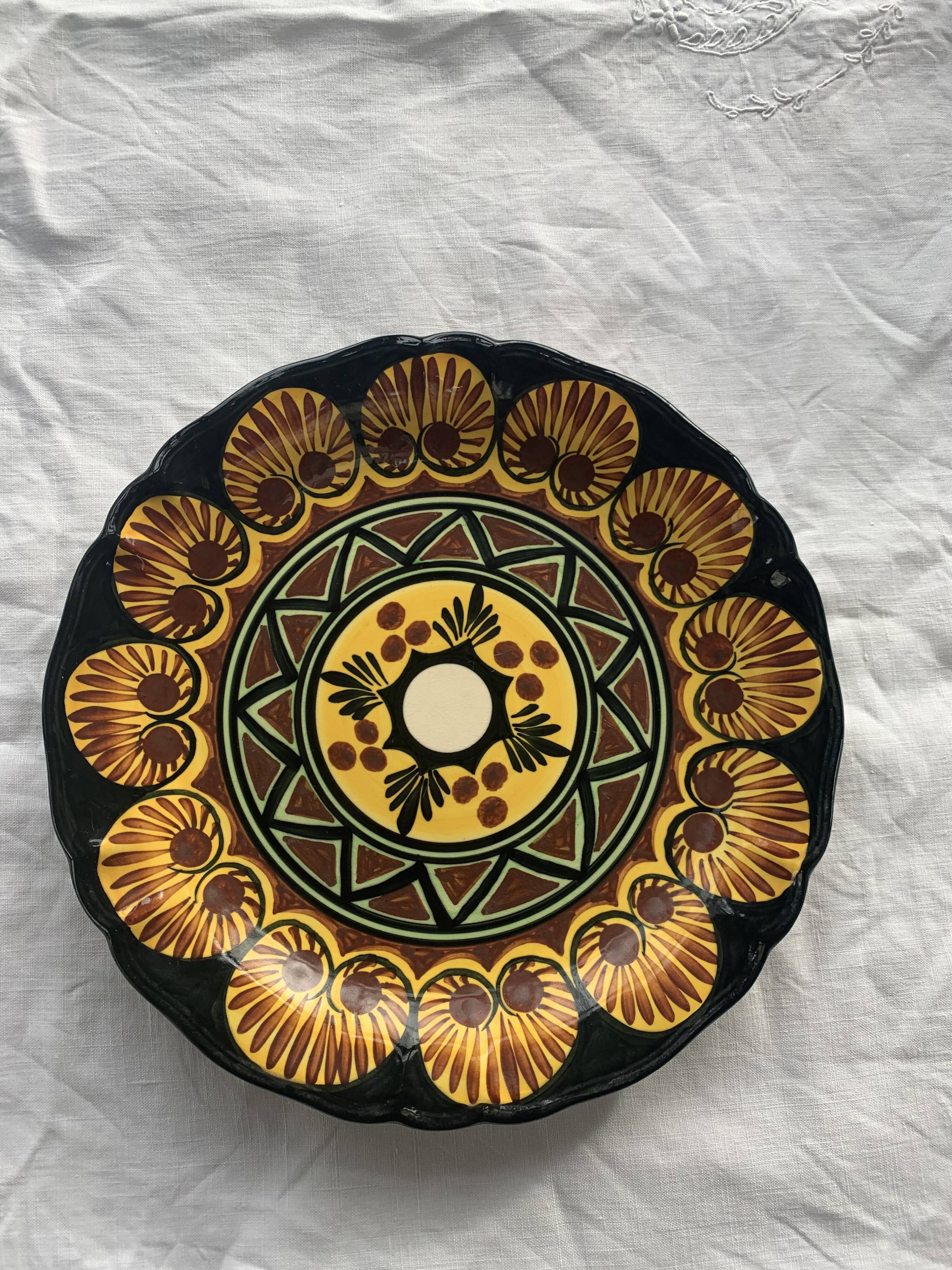 Presentation and collection plate st jean de Bretagne signed and numbered vintage