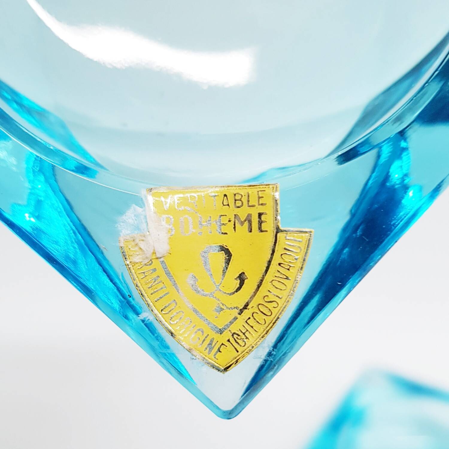 2 cendriers prismes en cristal de Bohème bleu tchécoslovaque