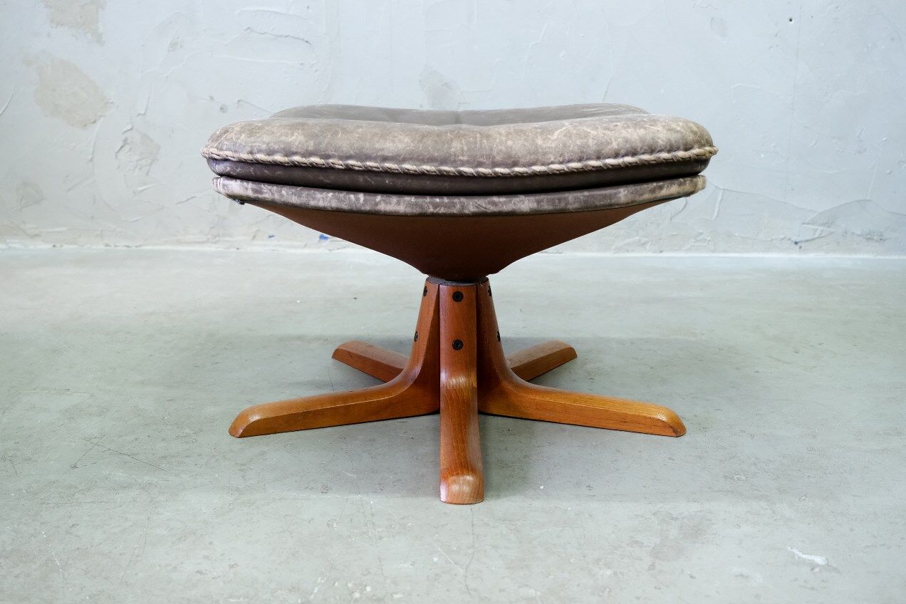 Mid-Century Danish Teak & Leather Ottoman from Berg Furniture, 1970