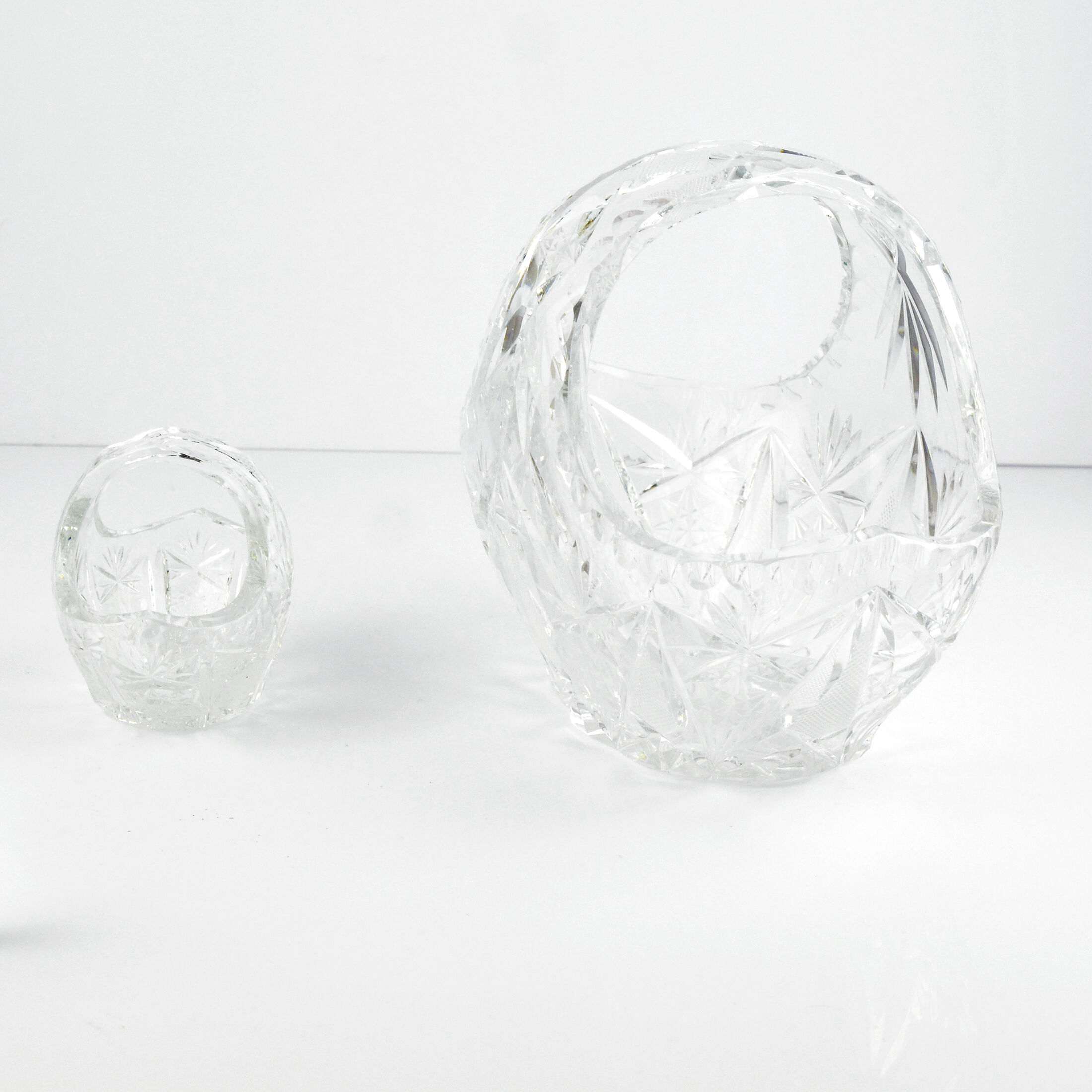 A pair of crystal baskets Huta Szkła Julia, Poland, 1980s