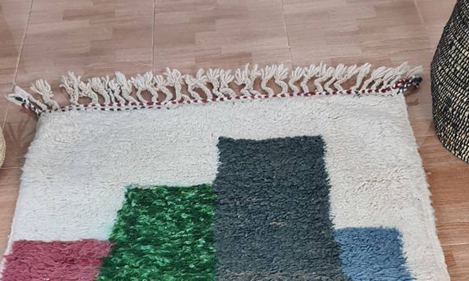Handmade wool Berber rug 150 X 100 CM
