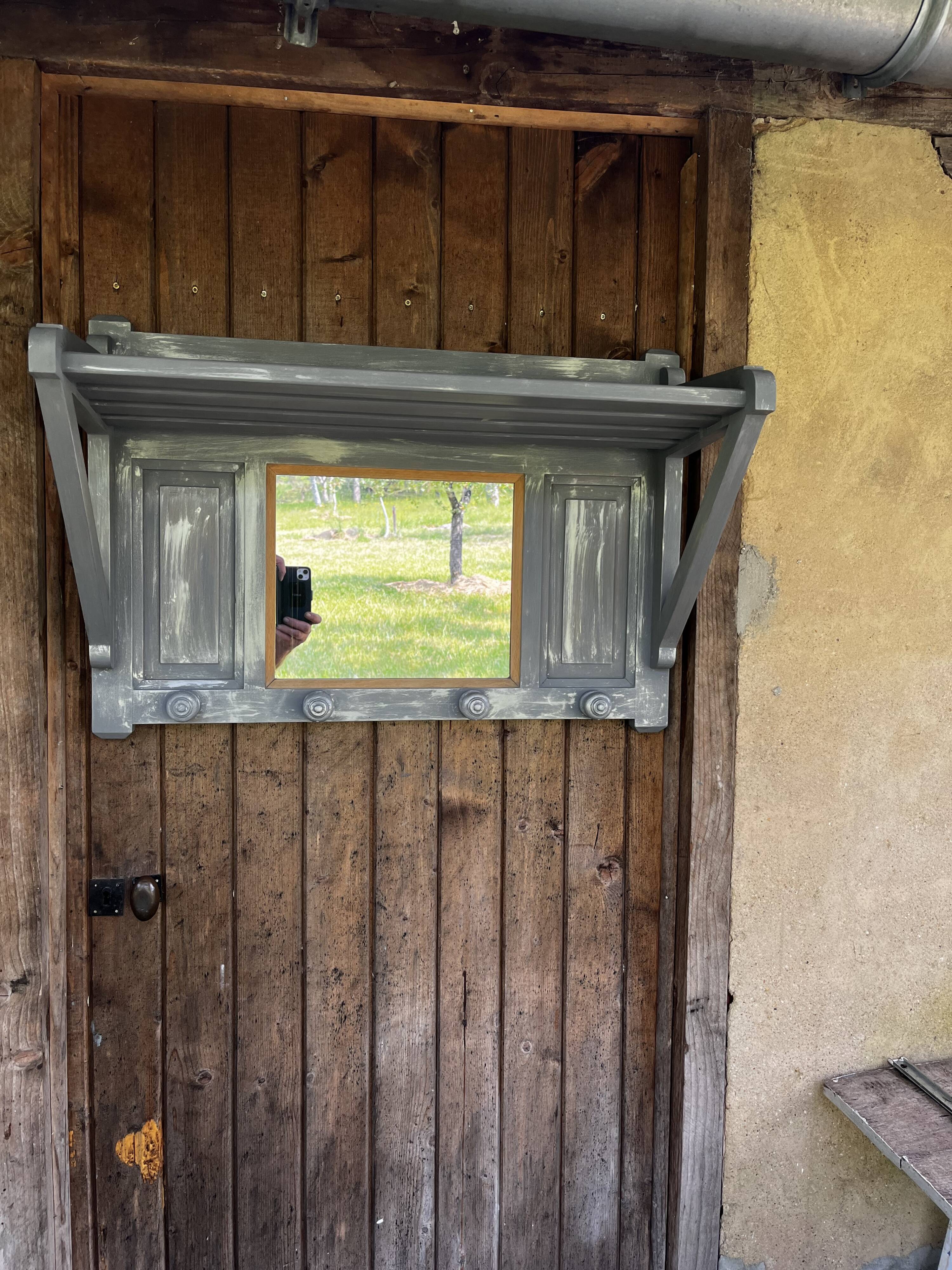 Wooden wall coat rack 4 pateres