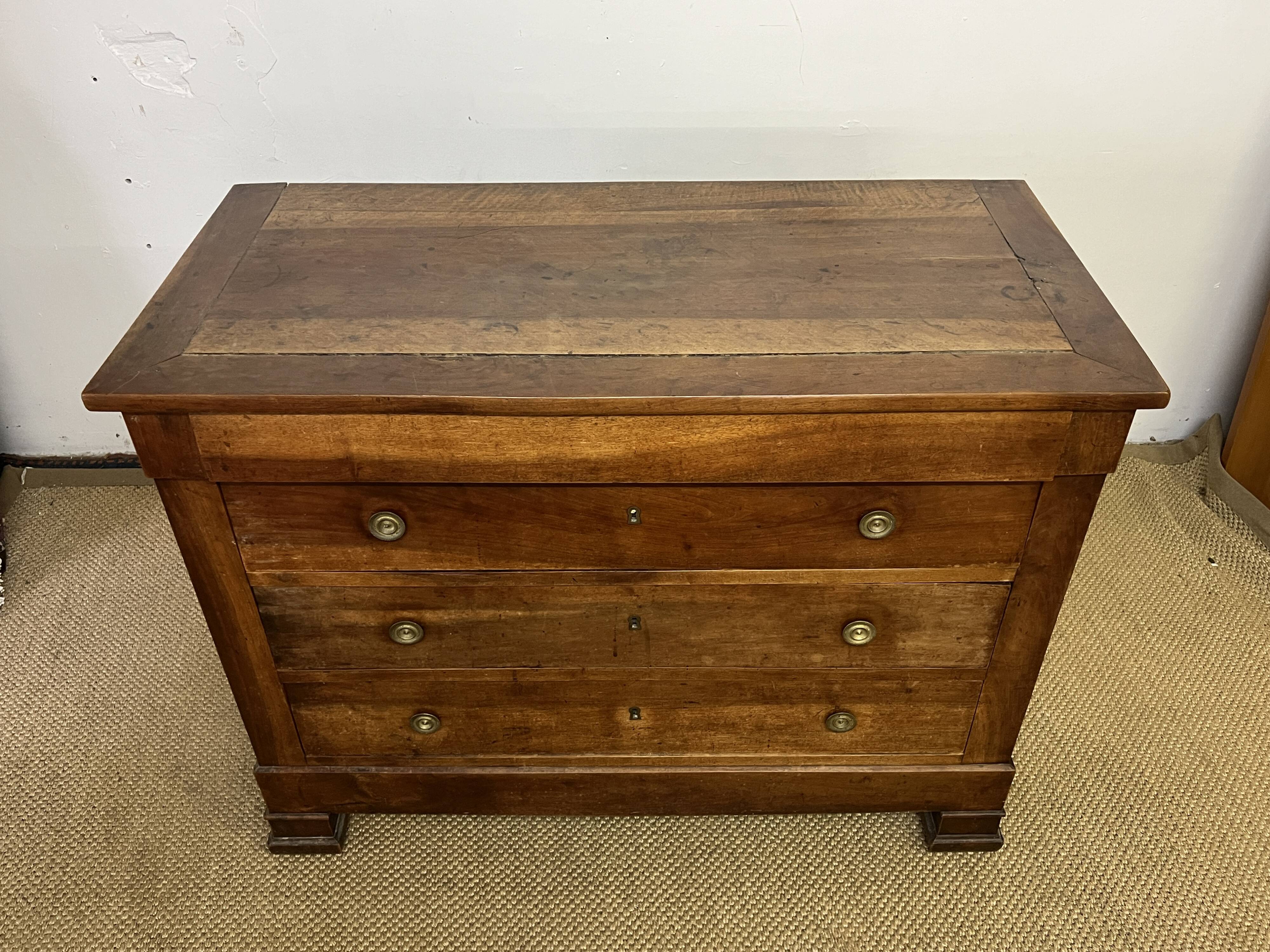 Commode en bois Louis Philippe du 19è siècle
